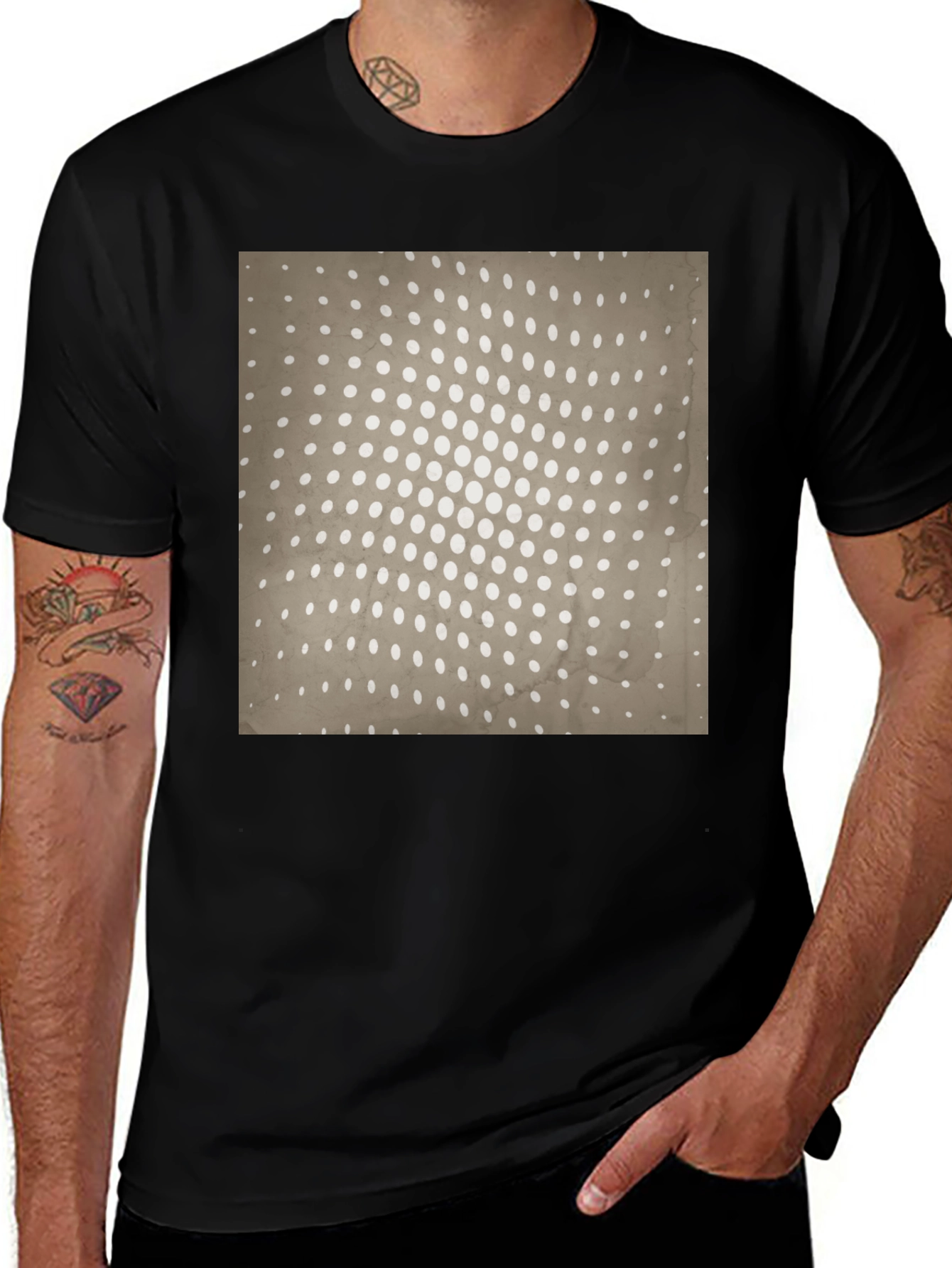 Variant 17 of Retro Halftone Pattern Black T-Shirt