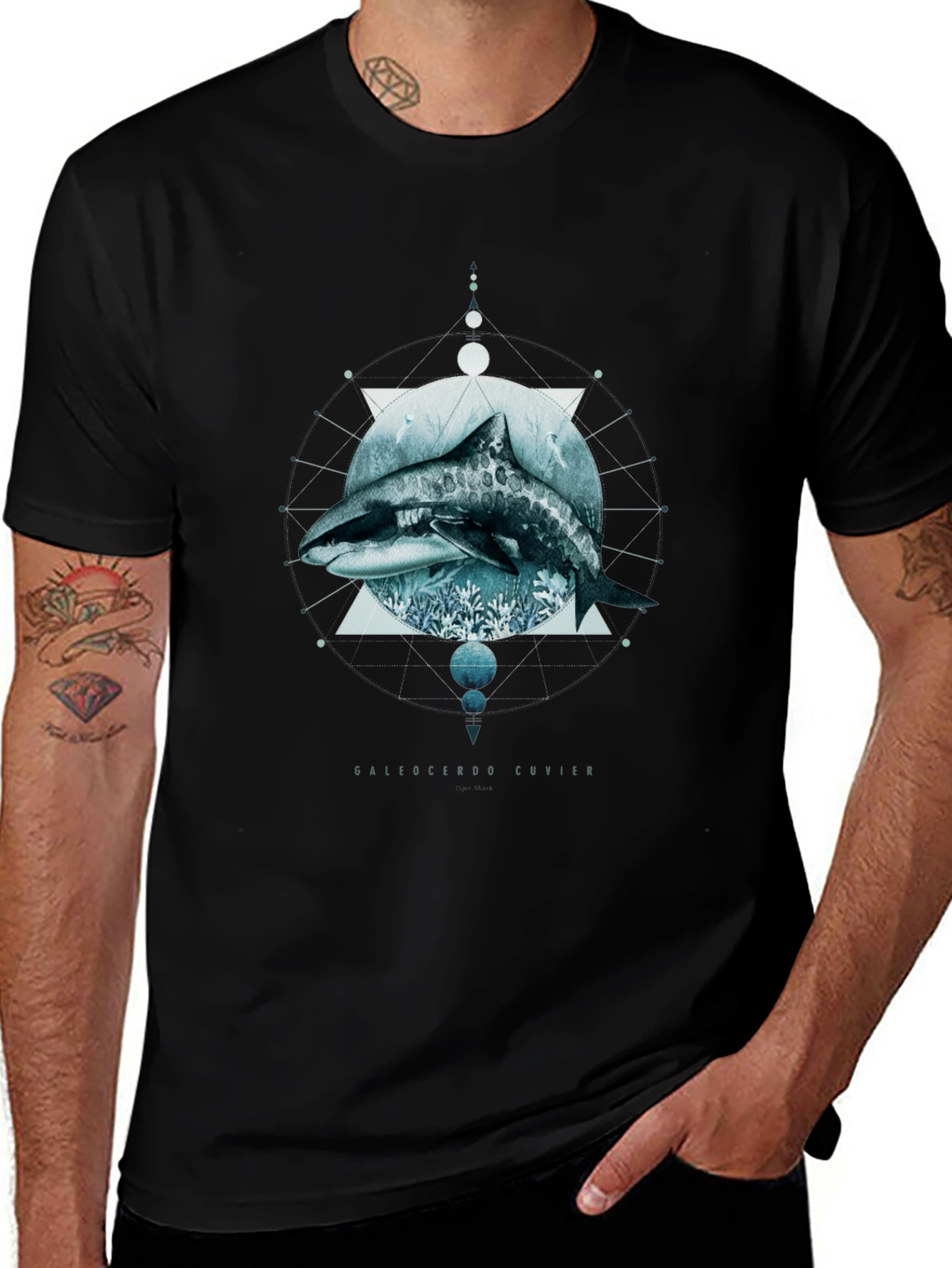 Variant 18 of Shark Graphic Print Black T-Shirt