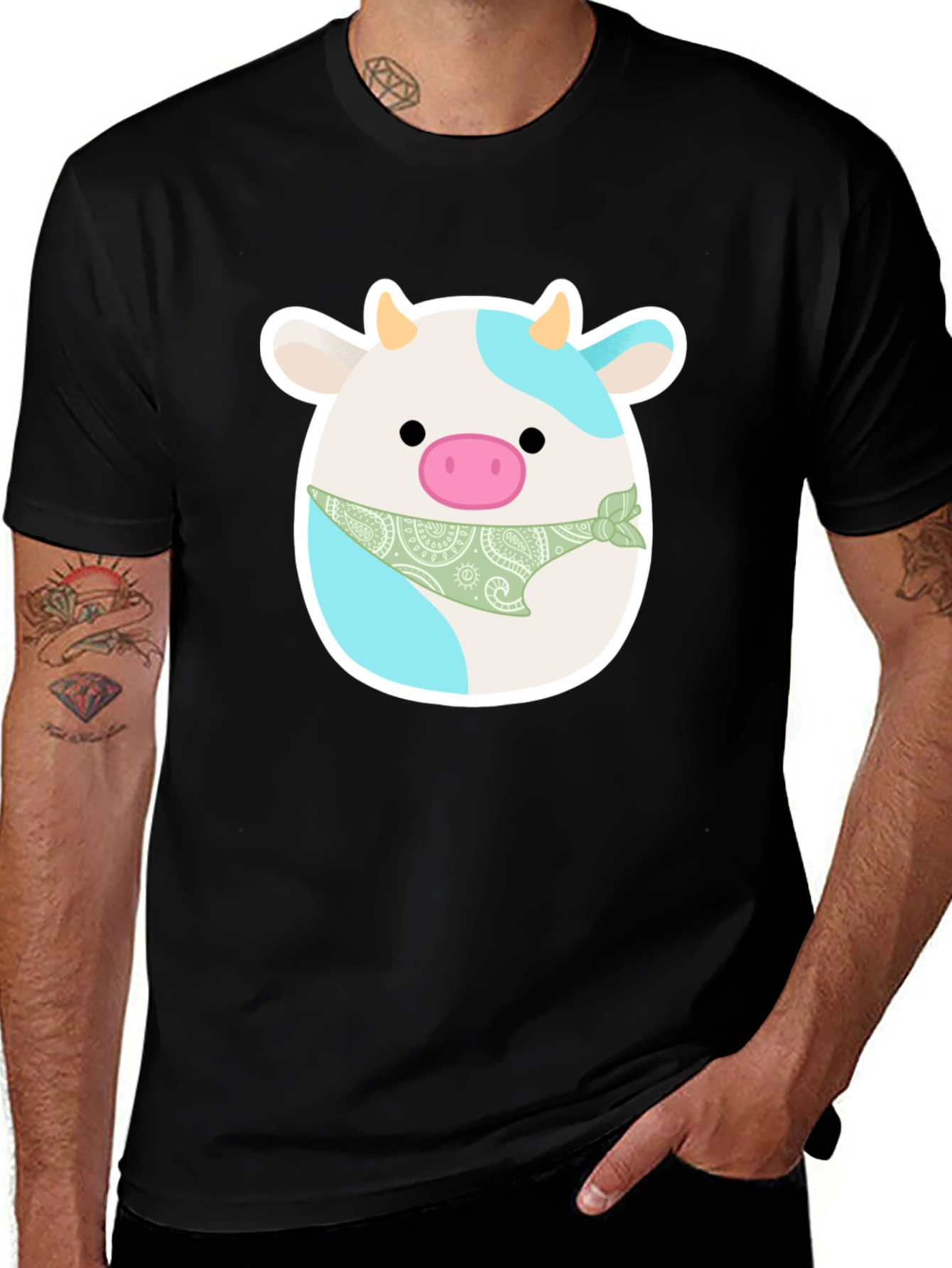 Variant 6 of Cute Cartoon Cow Graphic Black T-Shirt