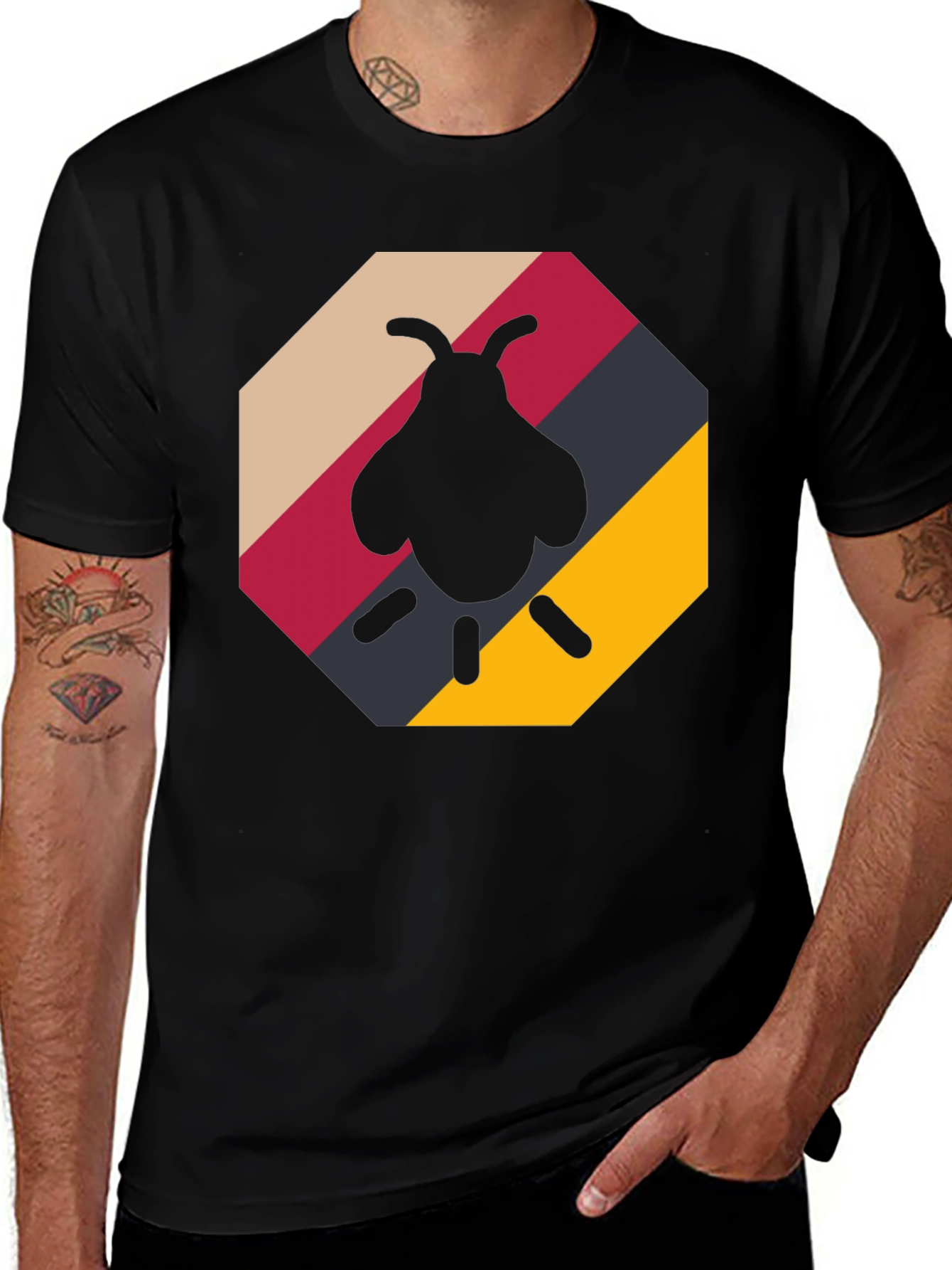 Retro Firefly Graphic Tee - Modern Insect T-Shirt