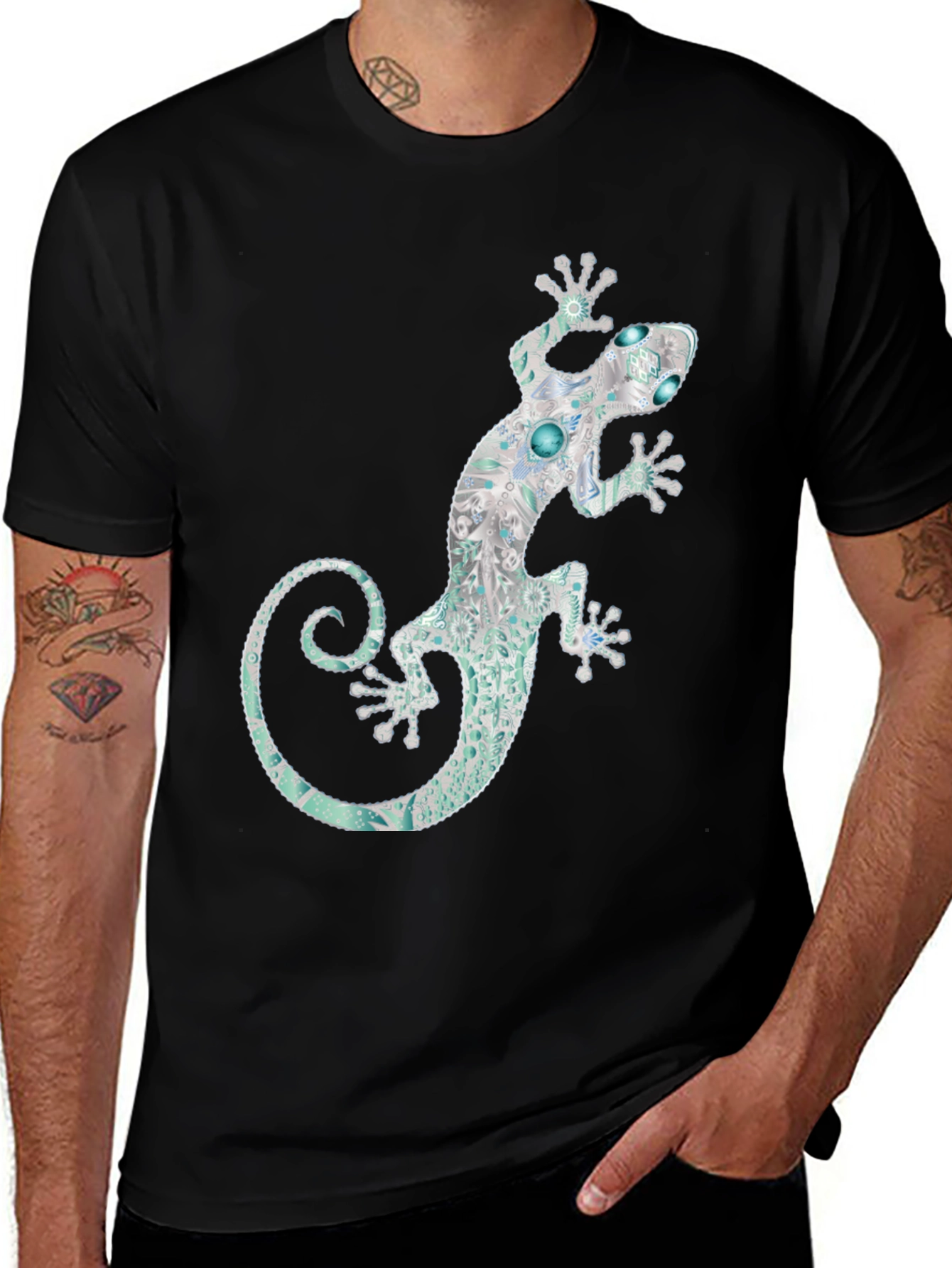 Variant 28 of Lizard Graphic Black T-Shirt - Unique Design