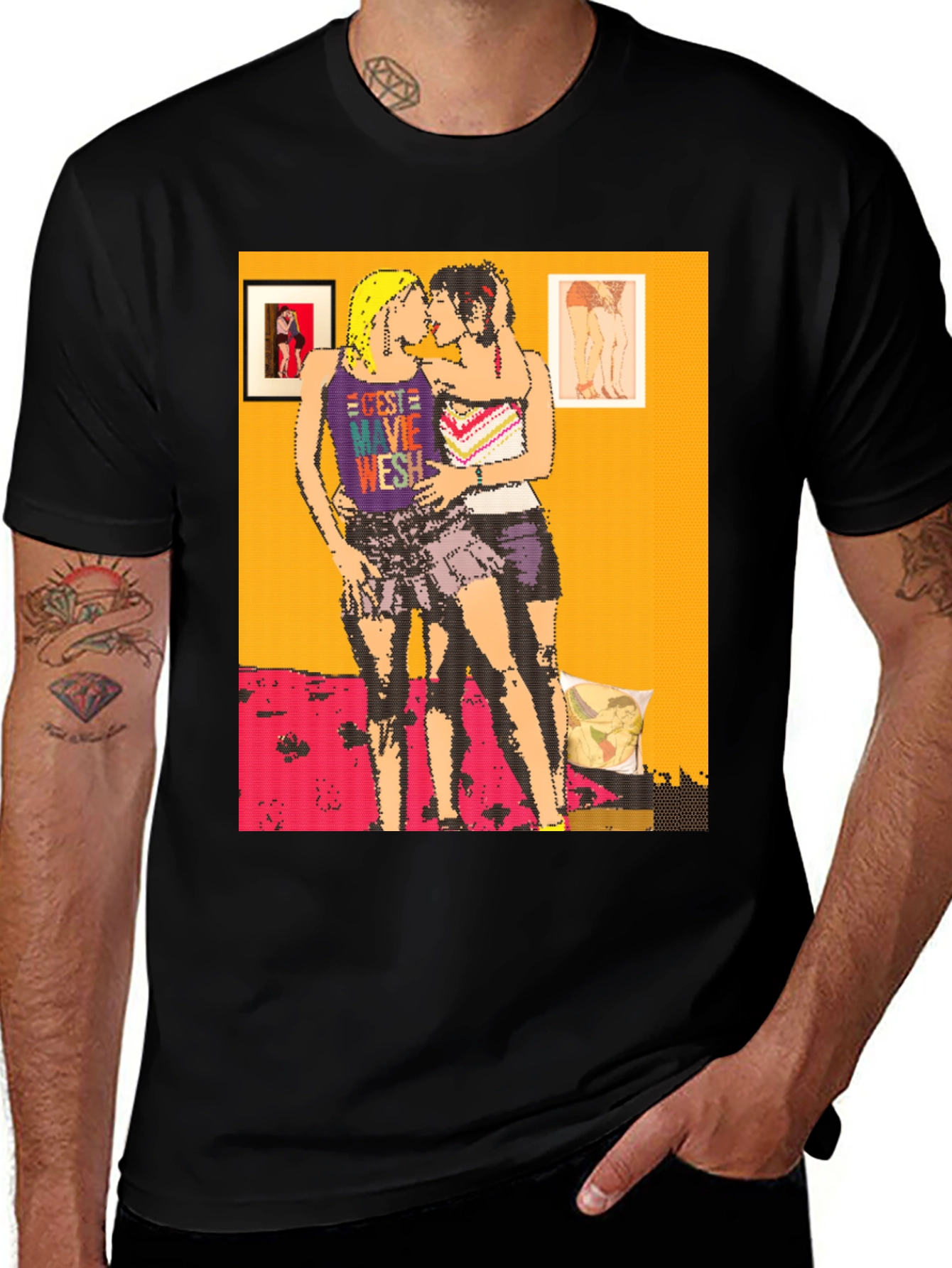 Variant 25 of Retro Pixel Art Lesbian Kiss T-Shirt