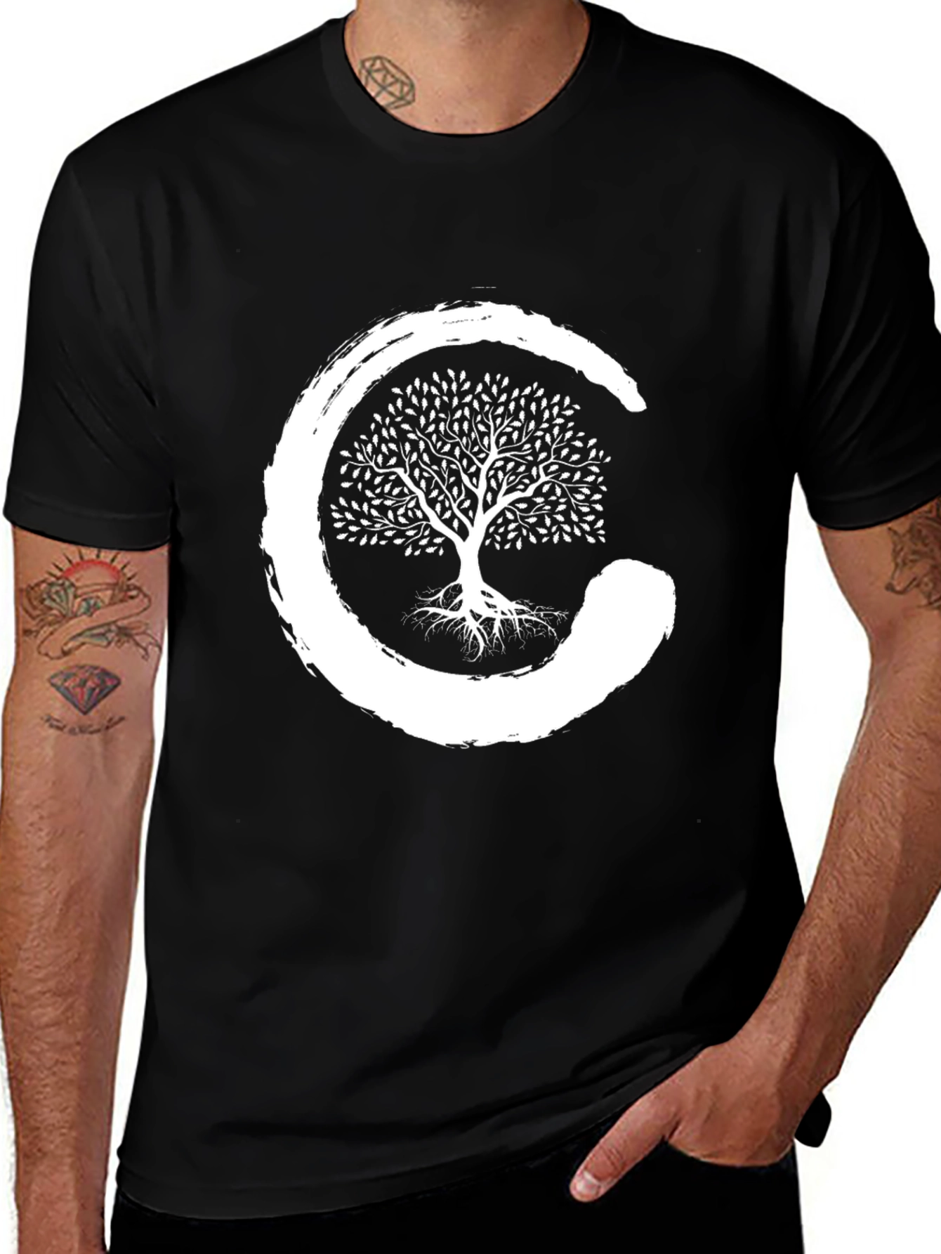 Zen Circle Tree Graphic Tee - Stylish Casual Comfort