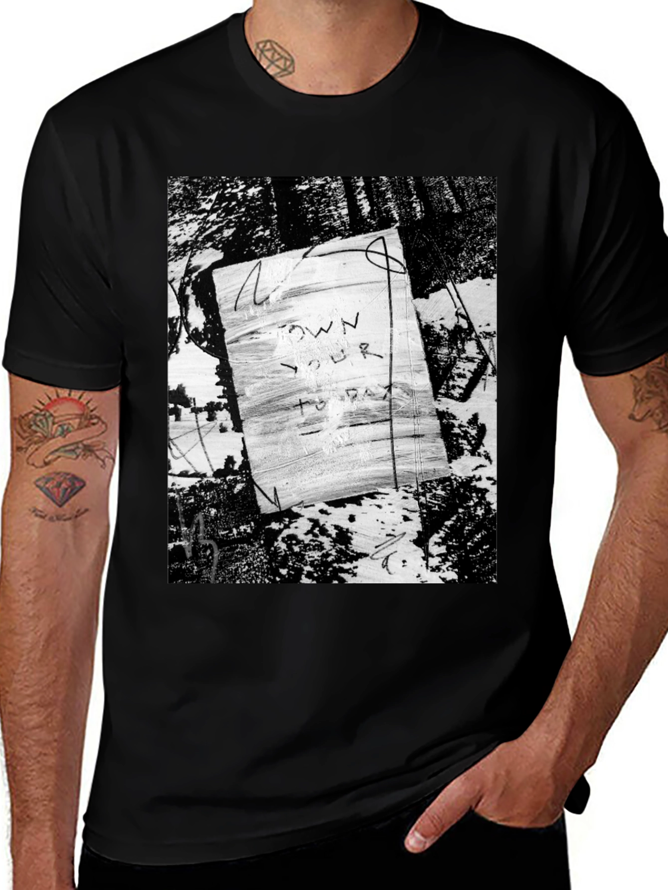 Variant 16 of Abstract Graphic Print Black Casual T-Shirt