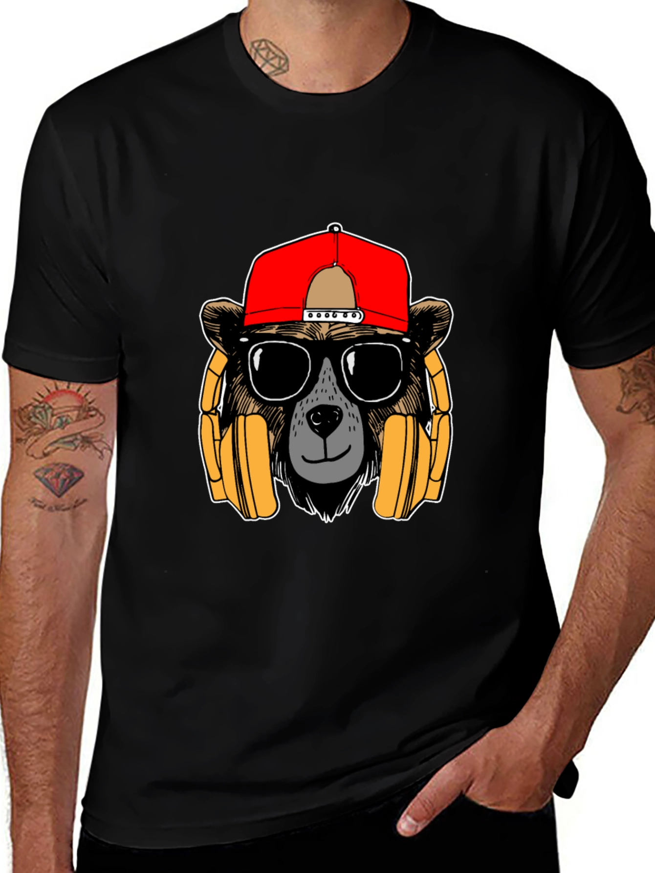 Variant 4 of Bear with Headphones Graphic T-Shirt