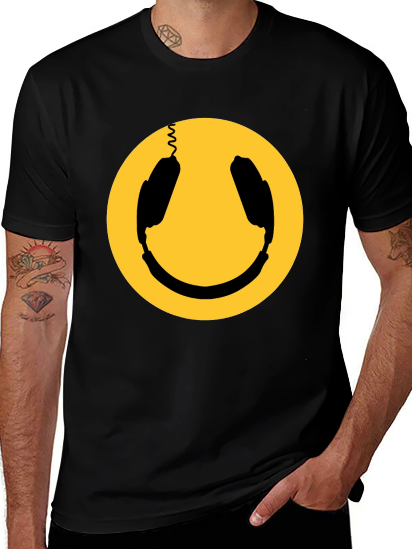 Variant 22 of Smiley Face Headphones Graphic Tee