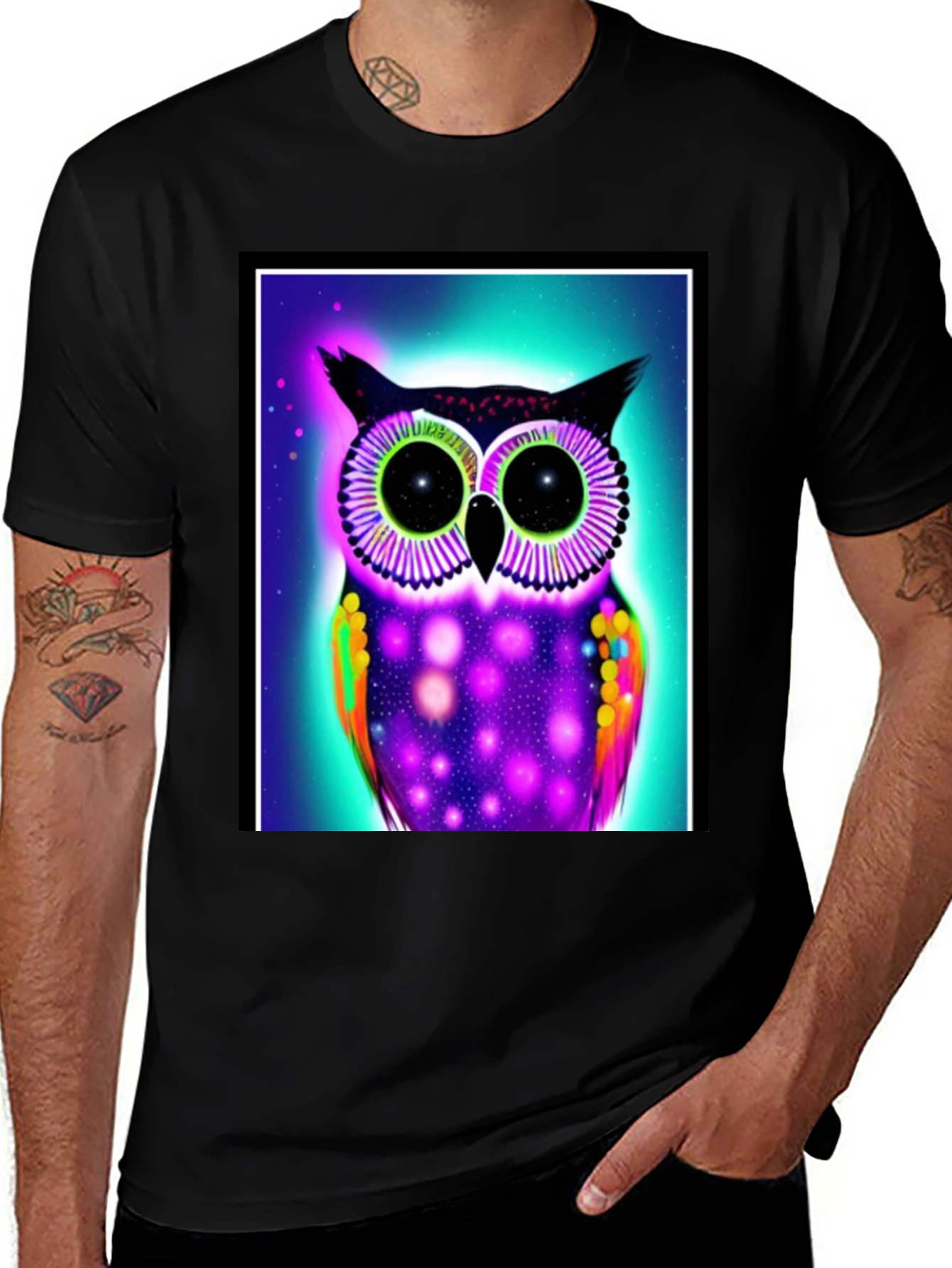 Variant 15 of Neon Owl Graphic Black T-Shirt