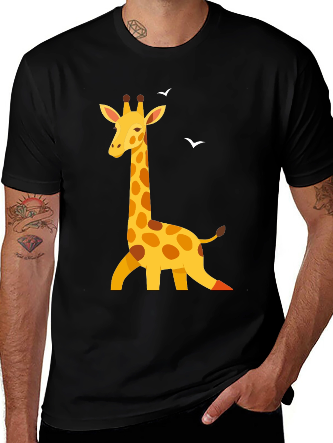 Variant 25 of Giraffe Graphic Print Black T-Shirt