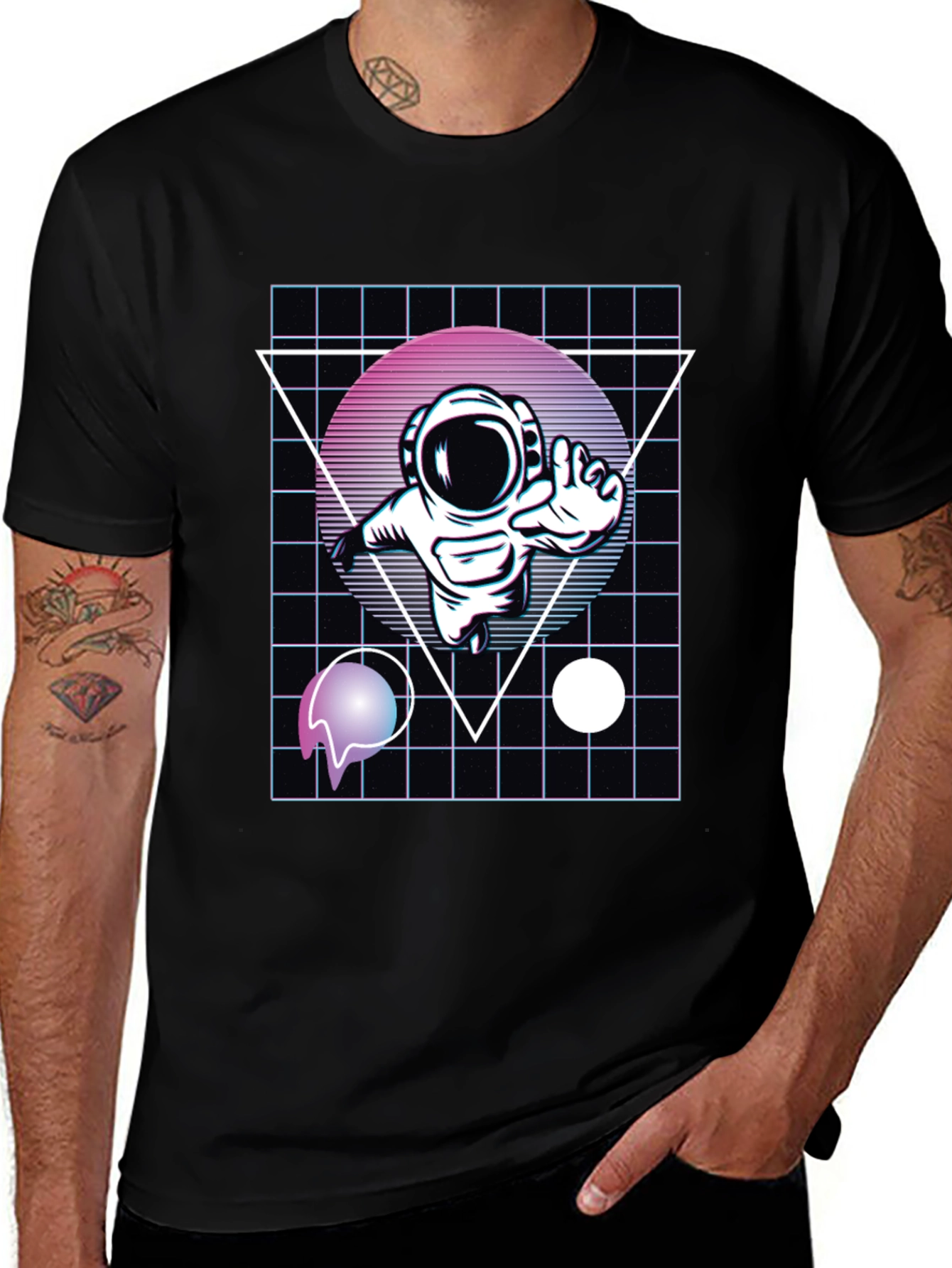 Retro Astronaut Graphic Tee - Cool Space Design