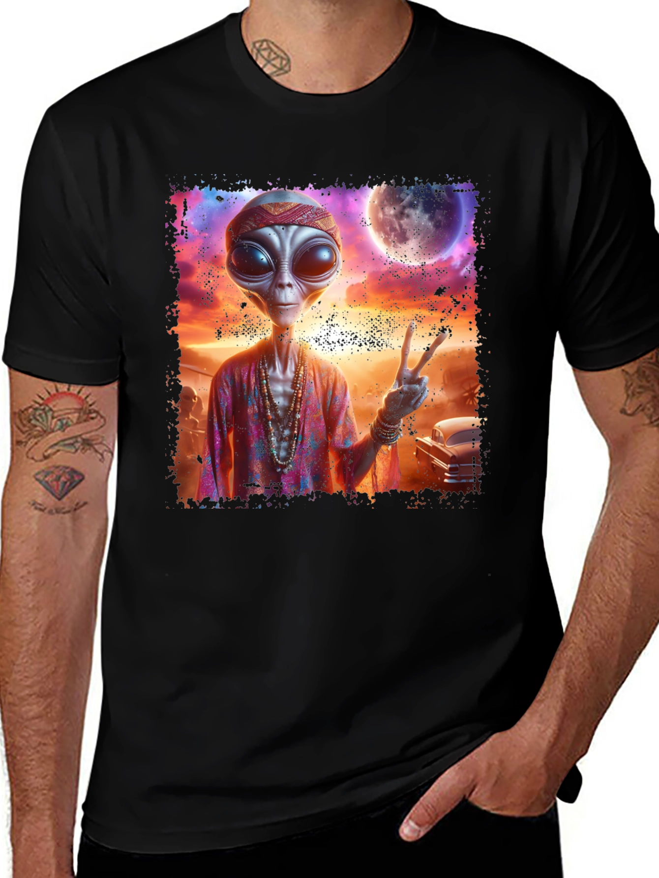 Variant 21 of Hippie Alien Graphic T-Shirt