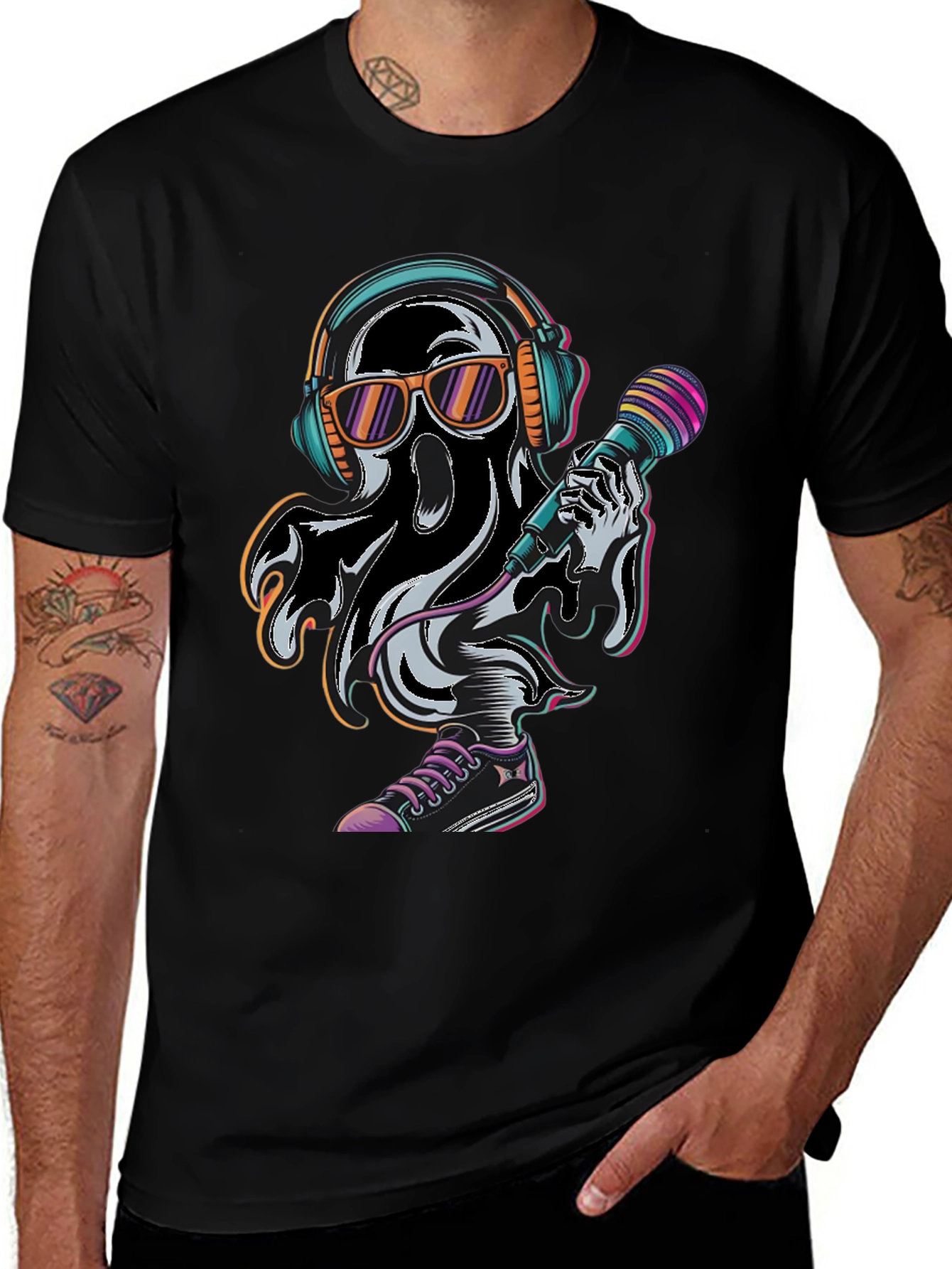 Variant 15 of Cool Ghost DJ T-Shirt