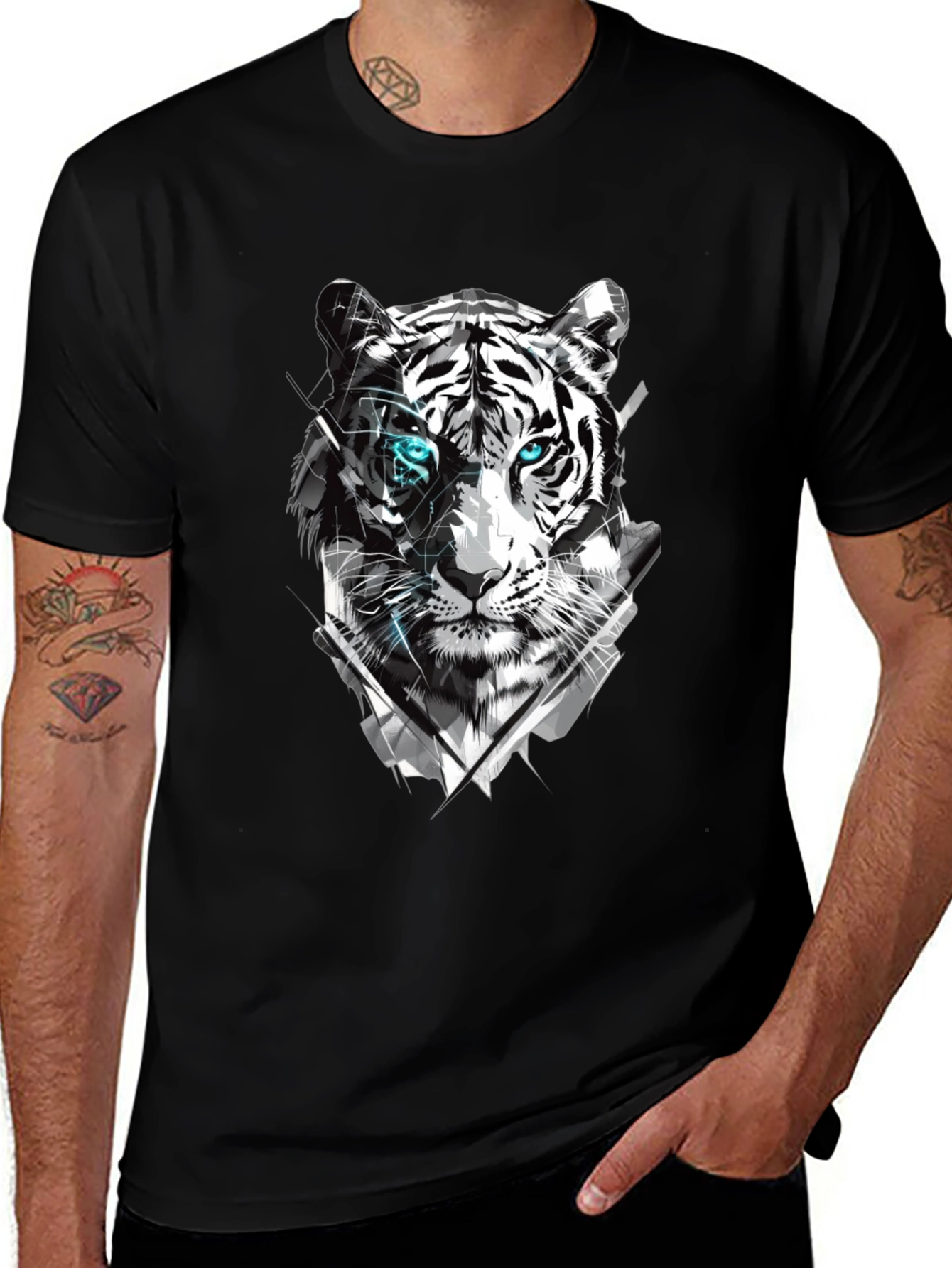 Variant 2 of Tiger Graphic Tee - Cool Design Men's Black T-Shirt