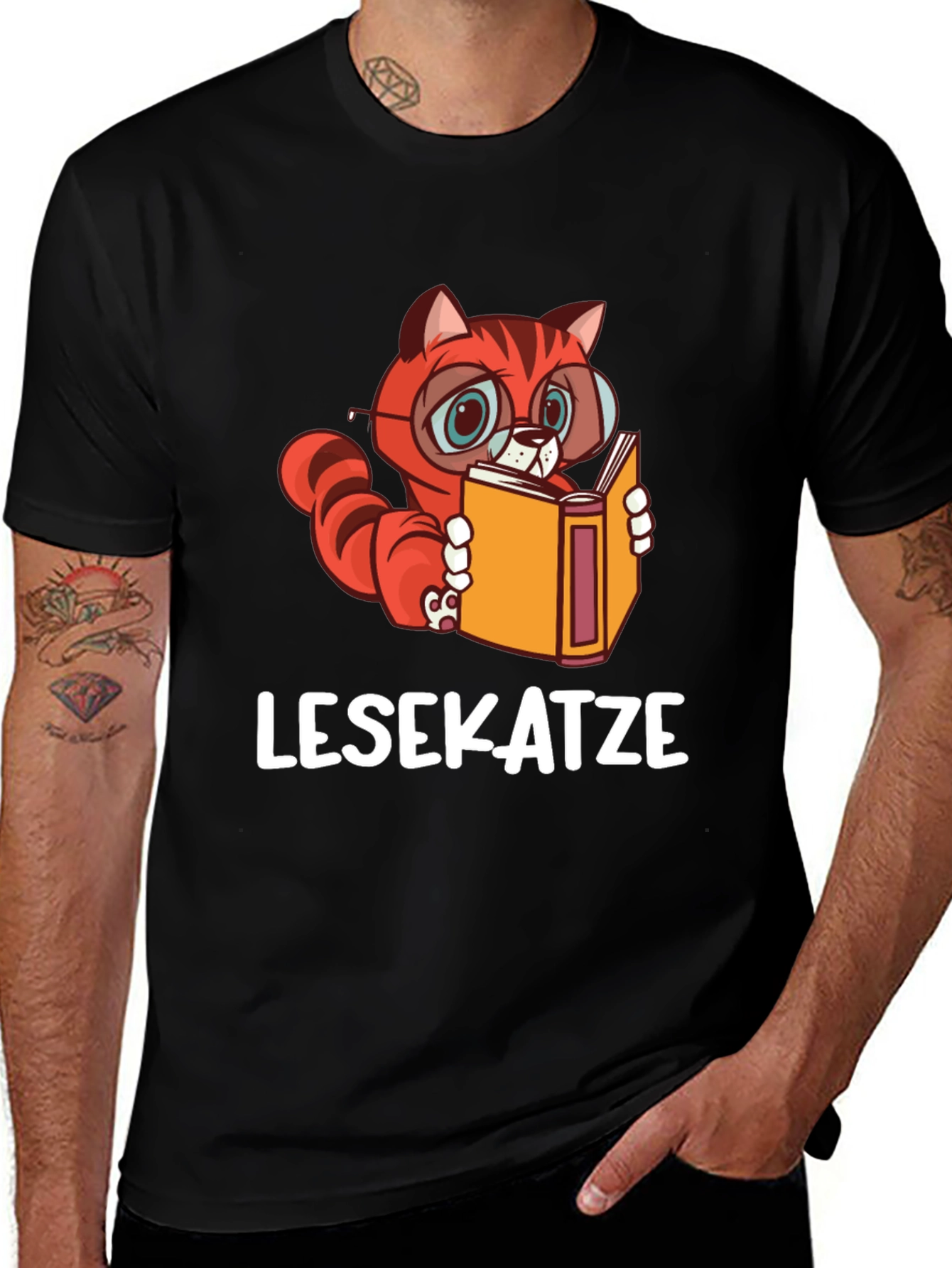 Variant 4 of Lesekatze T-Shirt - Bookworm Cat Tee