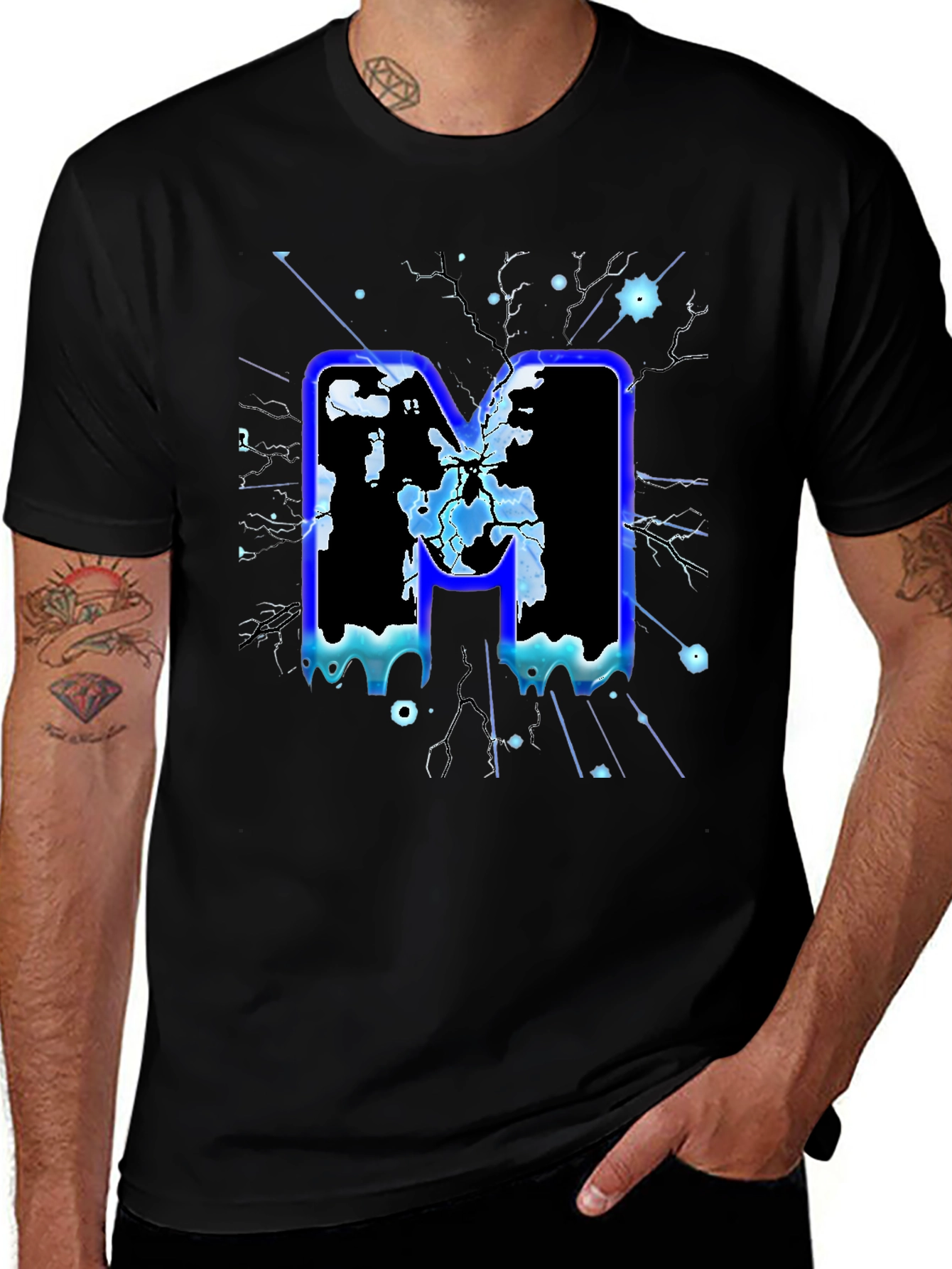 Bold Letter M Graphic Print Black T-Shirt