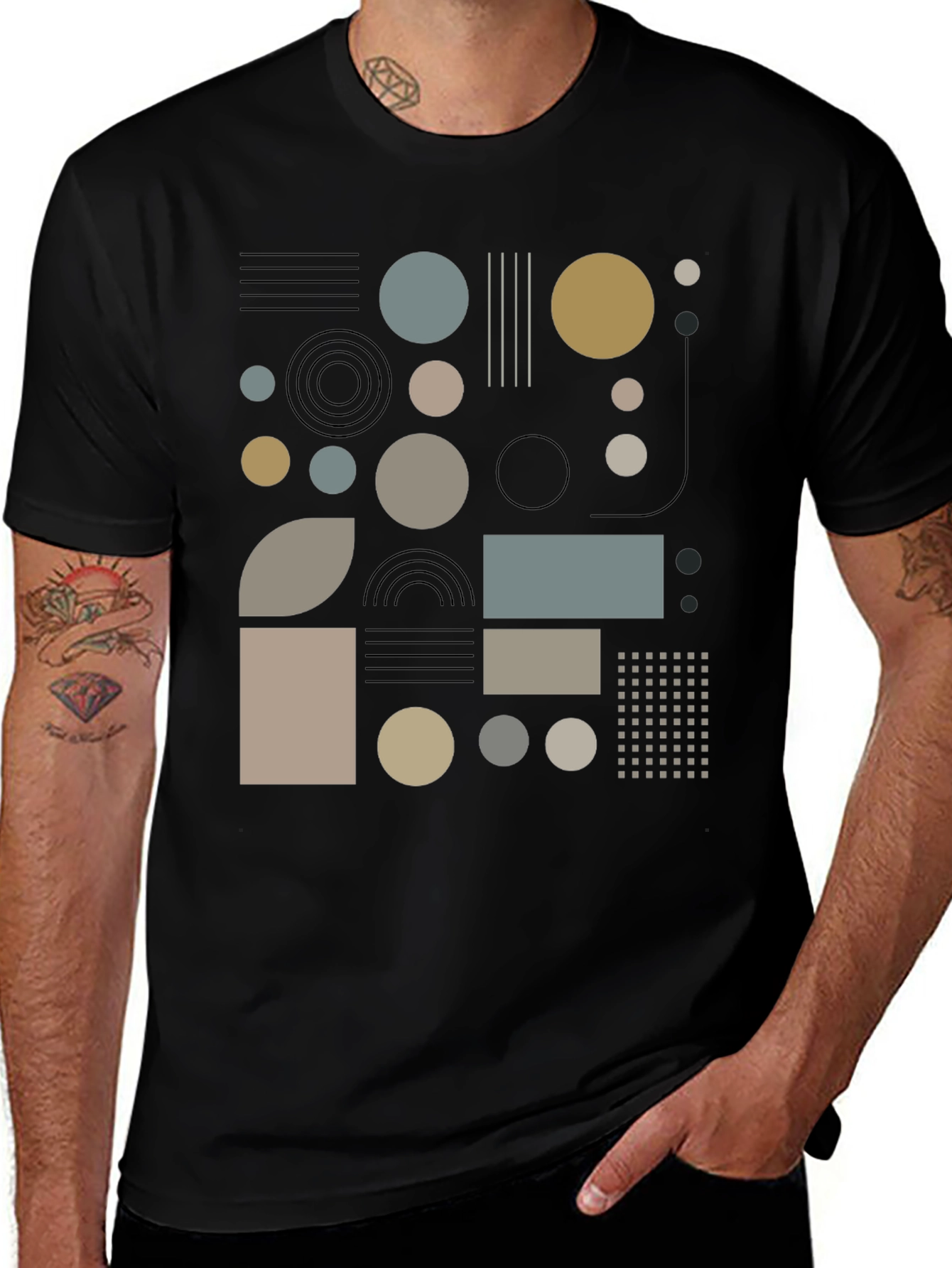 Variant 20 of Geometric Print Black T-Shirt