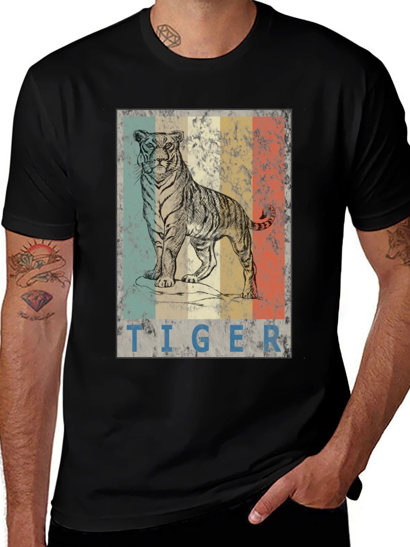 Variant 13 of Vintage Tiger Graphic Print Black T-Shirt