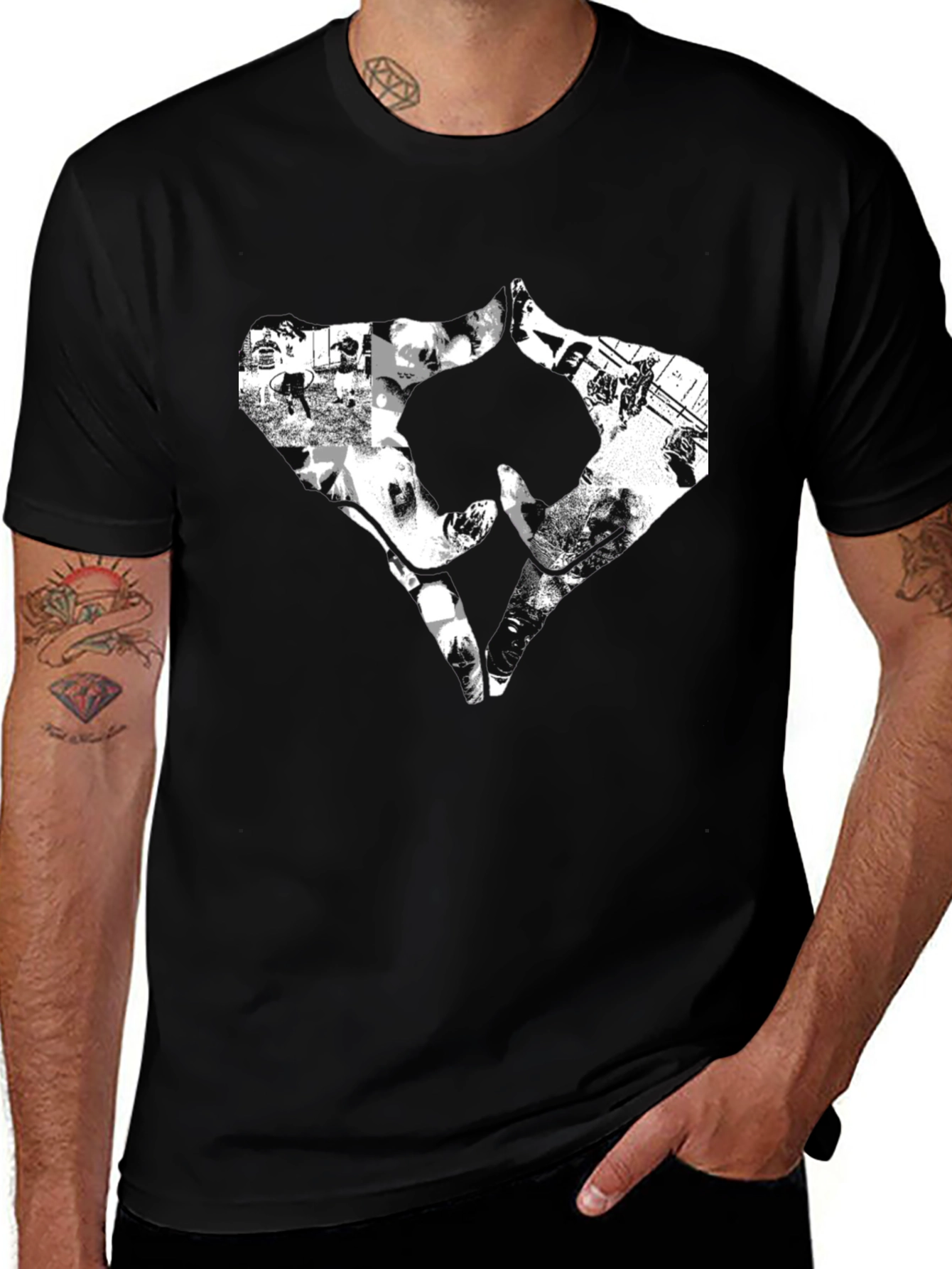 Variant 7 of Graphic Print Black Crew Neck T-Shirt