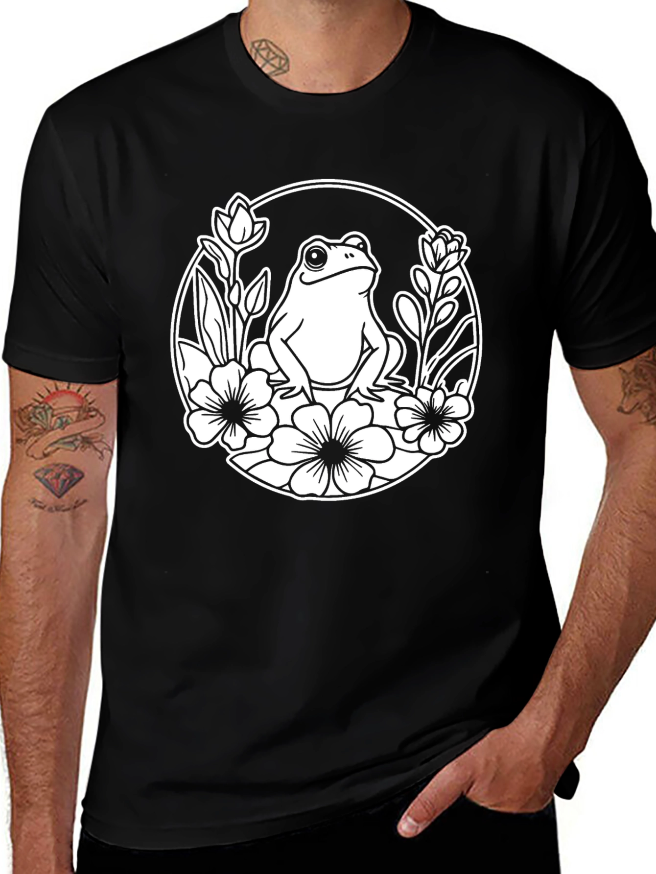 Variant 14 of Frog Floral Graphic Black T-Shirt