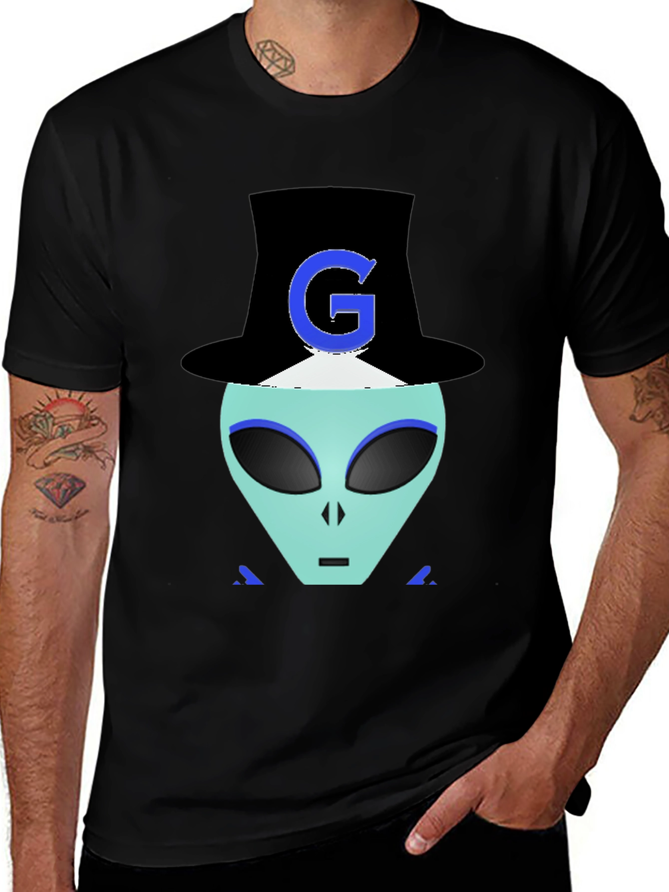 Variant 11 of Alien G Top Hat Black T-Shirt