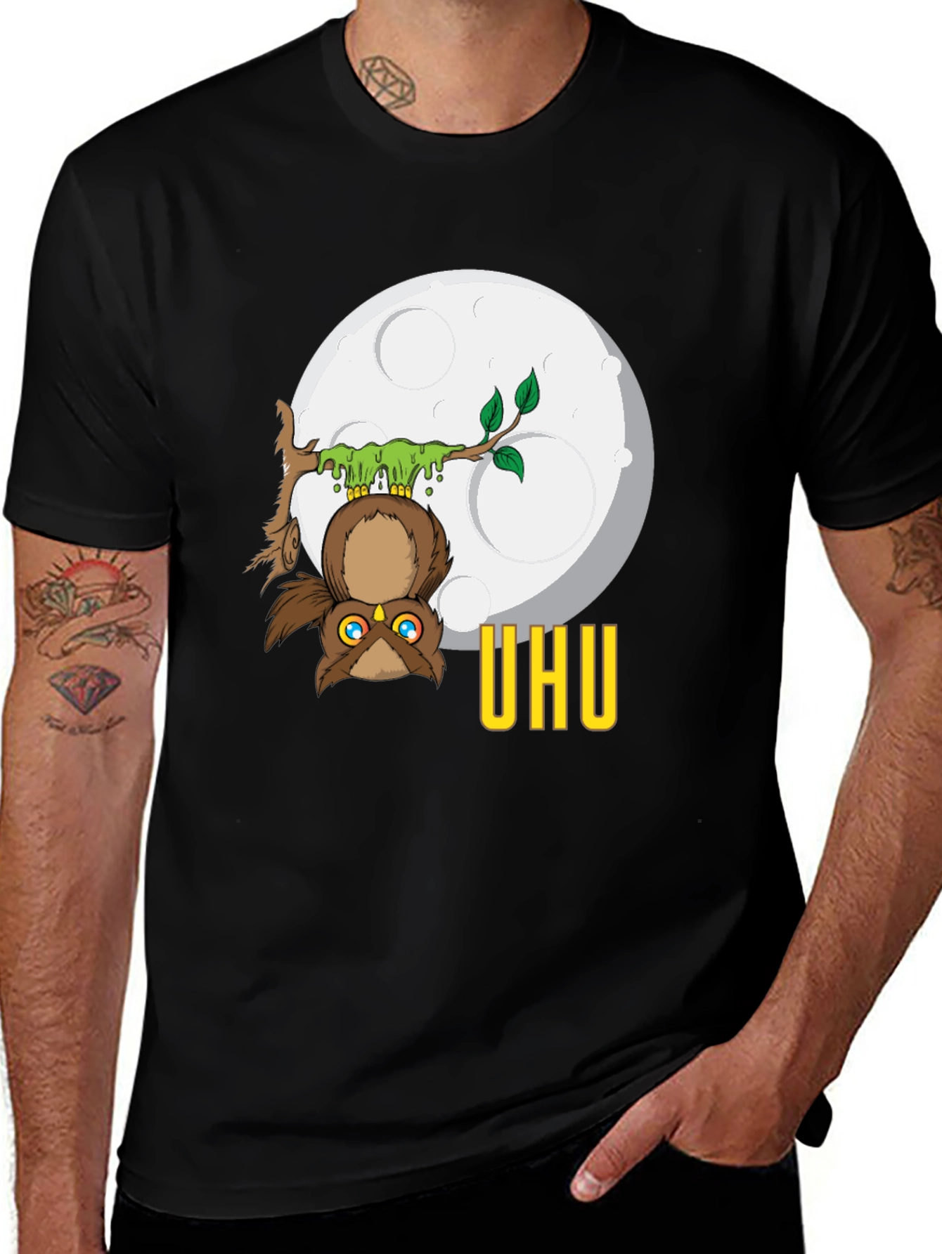 Variant 30 of Cartoon Owl 'UHU' Moon Graphic Black T-Shirt