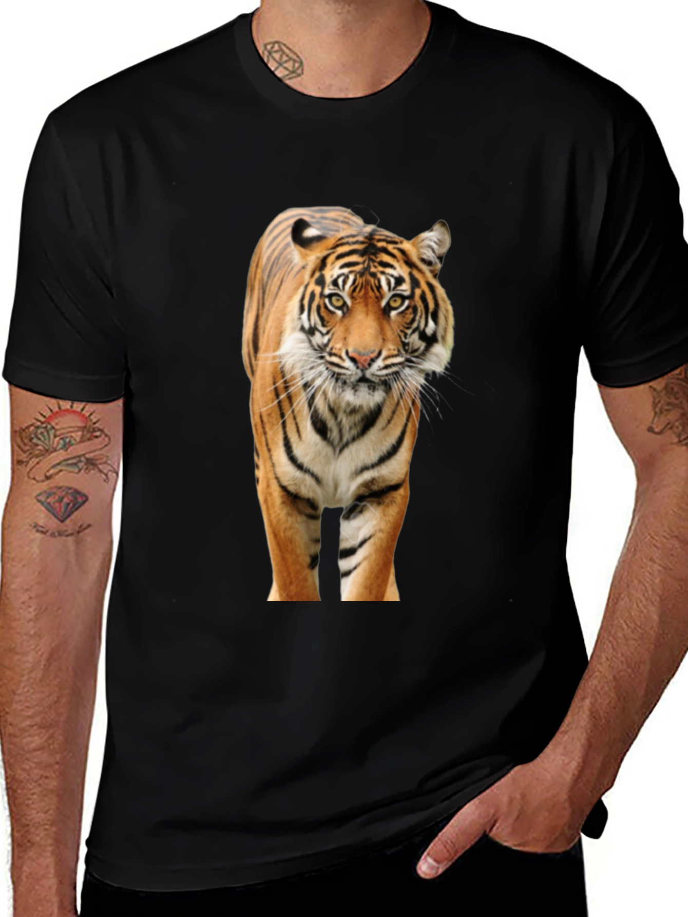 Variant 27 of Tiger Graphic Print Black T-Shirt