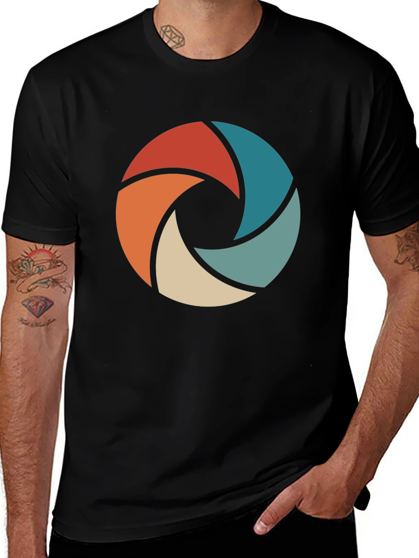 Retro Aperture T-Shirt - Black