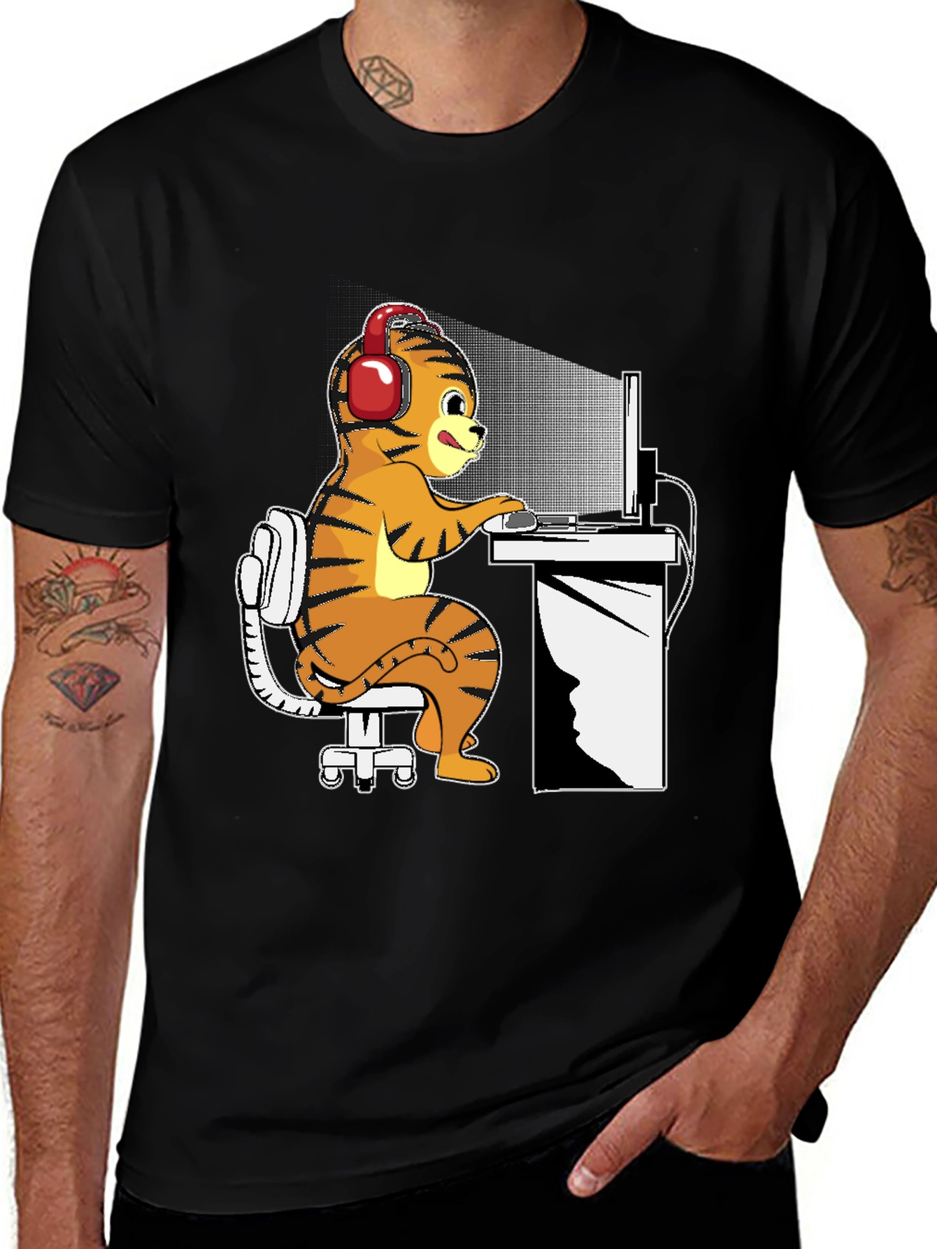 Variant 19 of Gamer Tiger Graphic Tee - Black Cotton Comfort