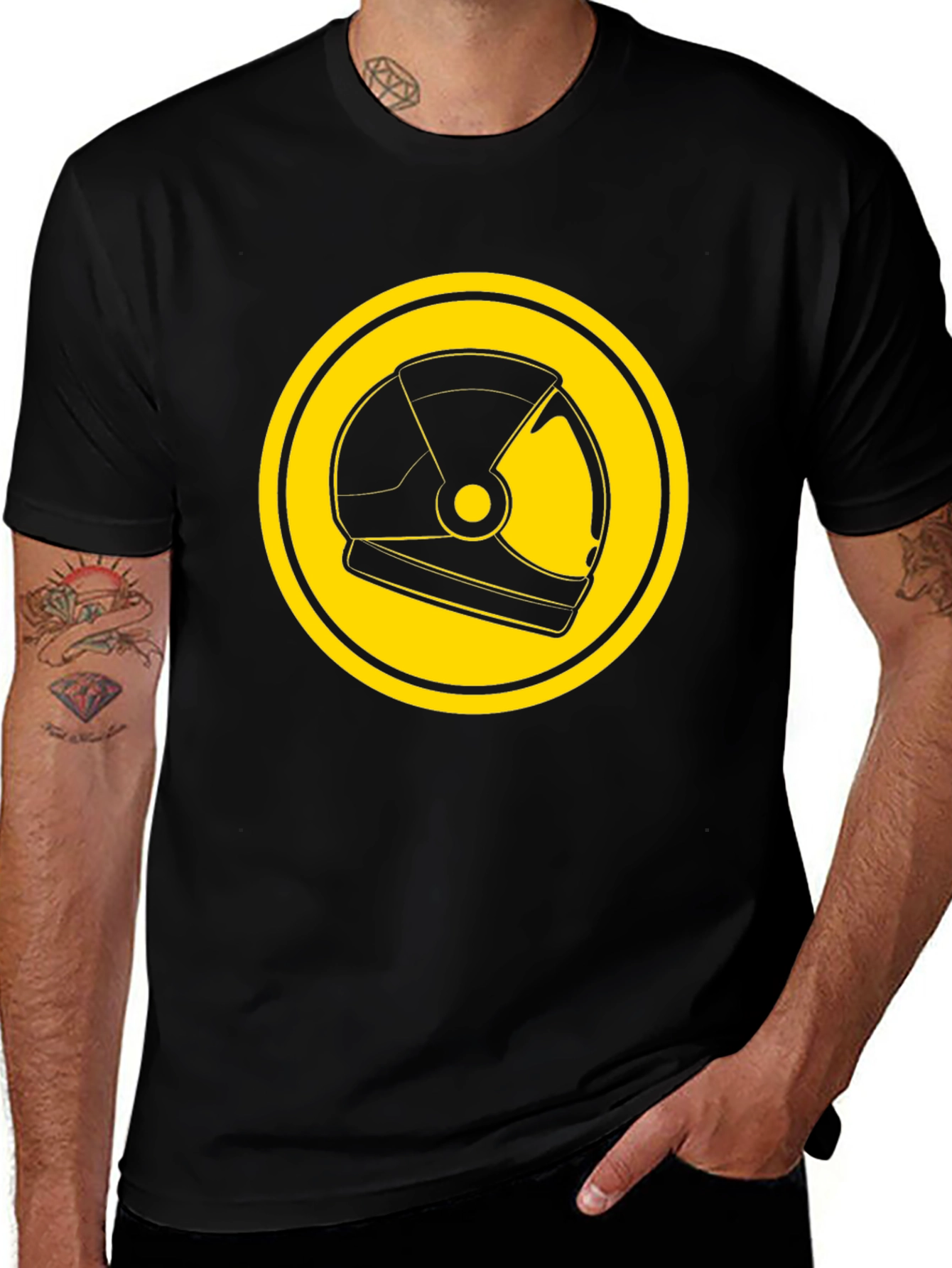 Variant 29 of Astronaut Helmet Graphic Tee - Retro Style