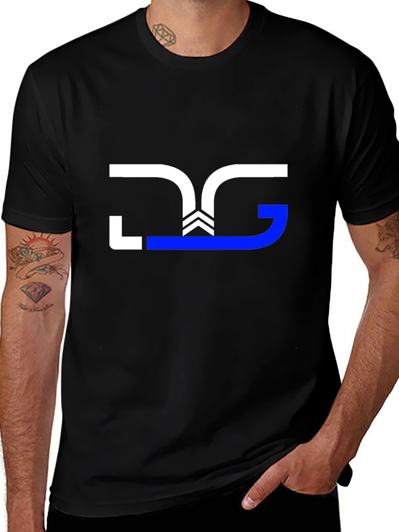 Variant 27 of DG Logo Black T-Shirt: Modern Graphic Tee