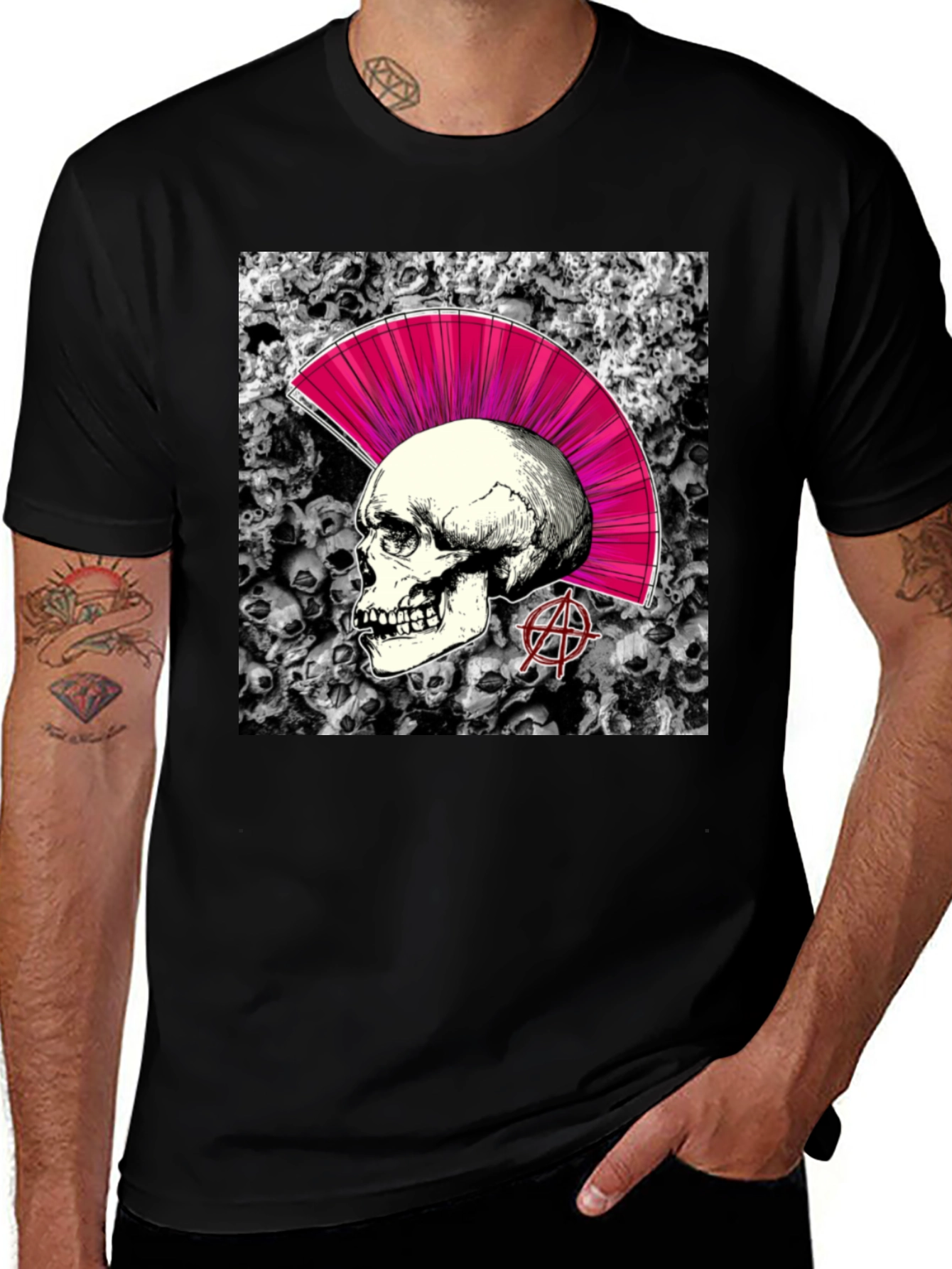 Variant 9 of Skull Punk Graphic T-Shirt - Black