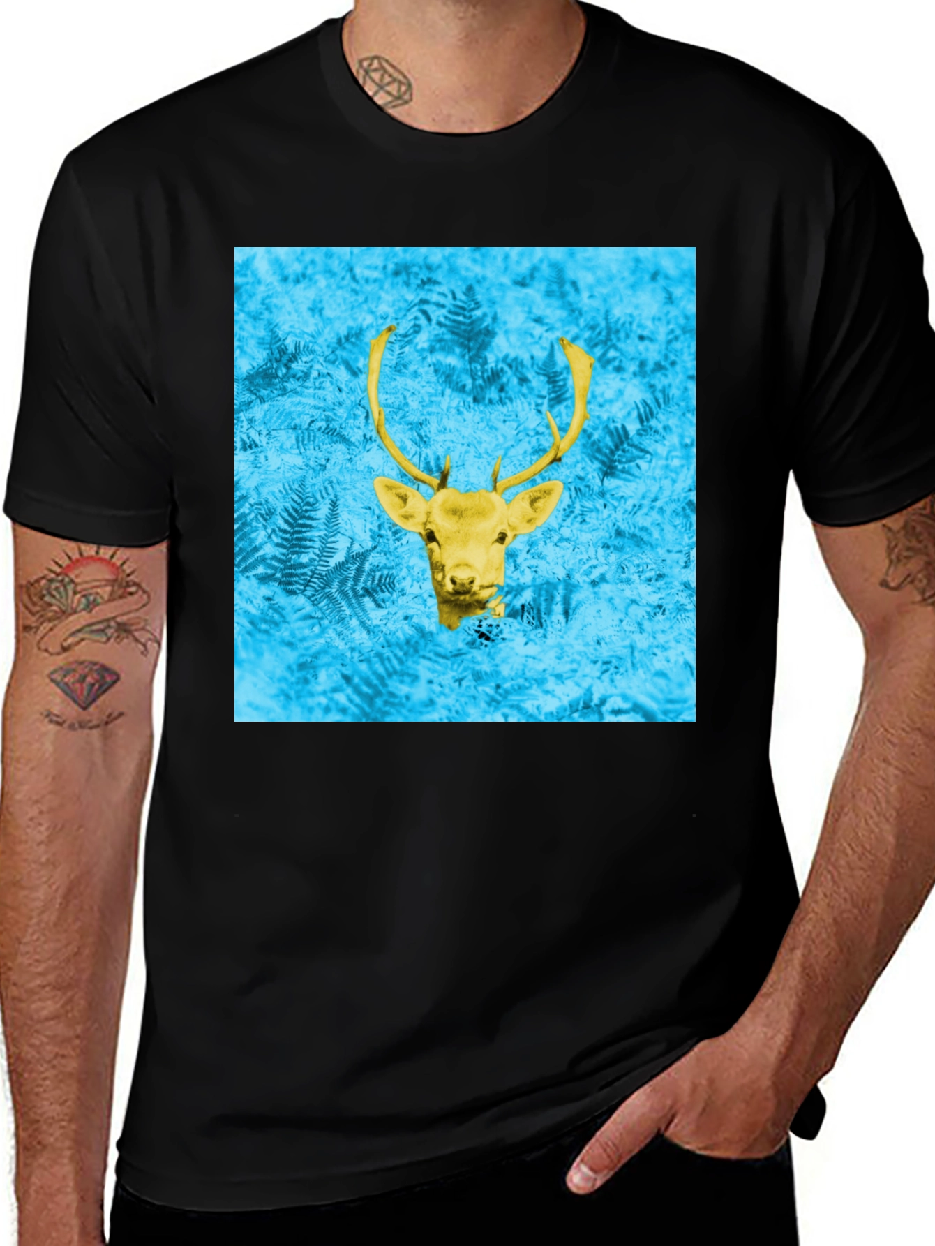 Variant 14 of Deer Graphic Print Black Crew Neck Tee