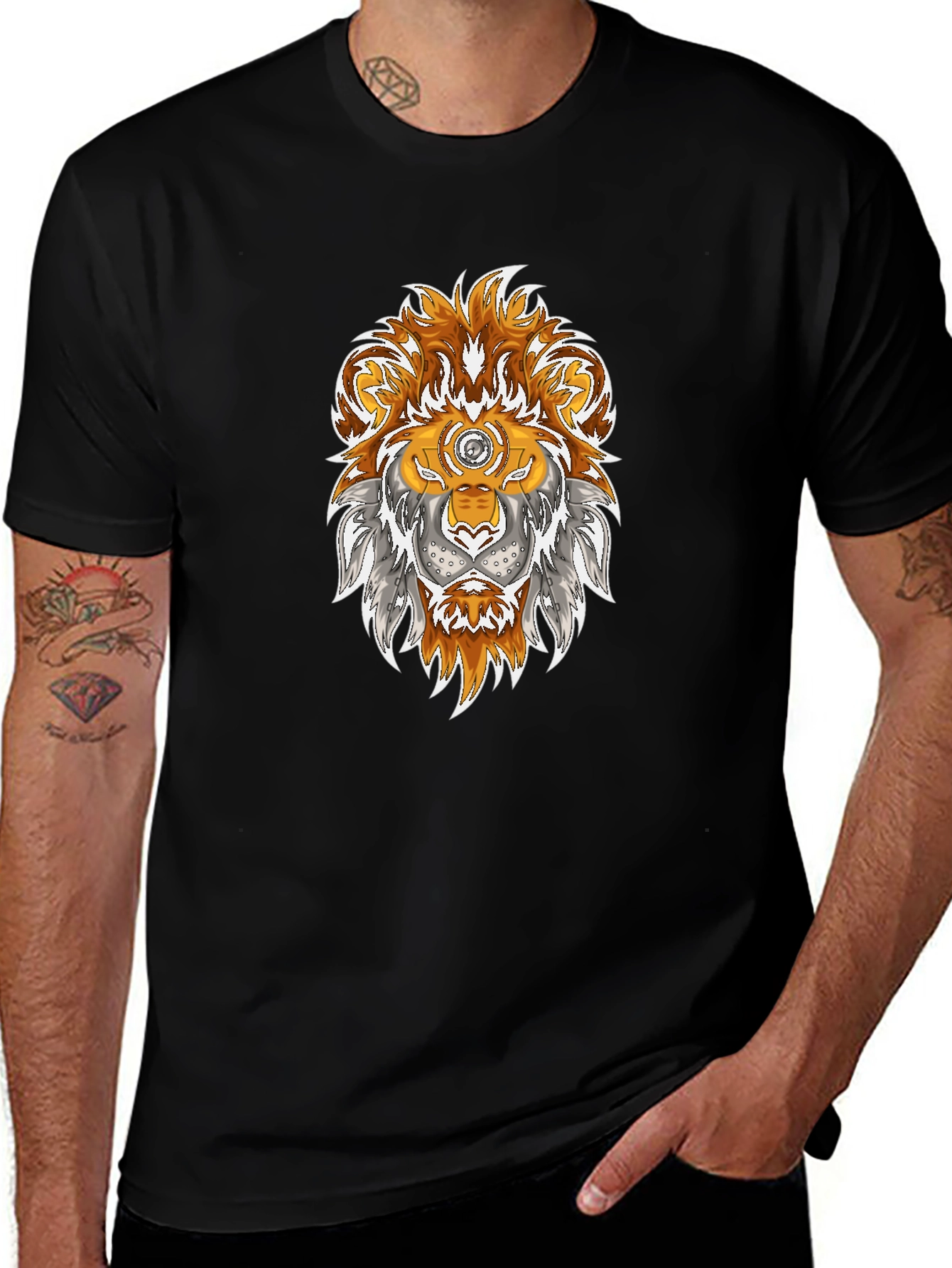 Variant 15 of Lion Graphic Print Black T-Shirt