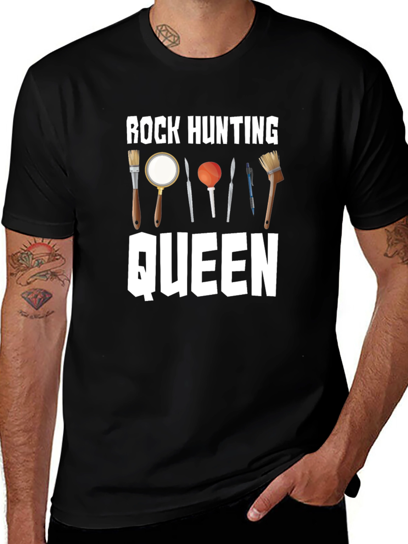 Variant 6 of Rock Hunting Queen Graphic T-Shirt
