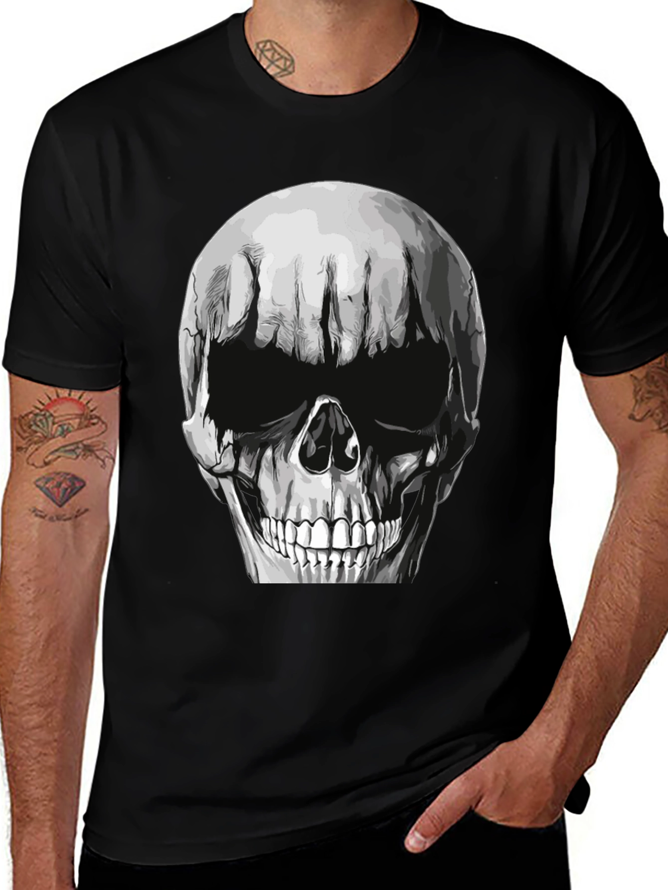 Variant 25 of Skull Graphic Black T-Shirt