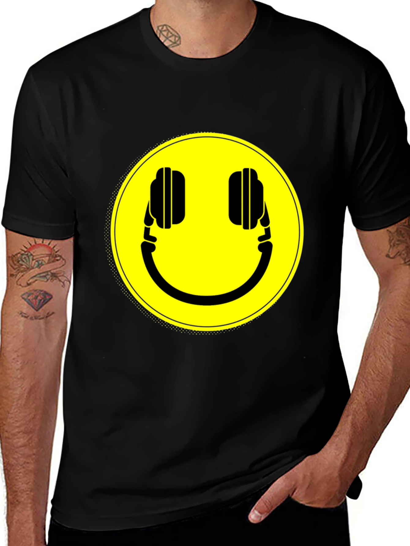 Variant 18 of Smiley Headphone Graphic T-Shirt - Casual Black Tee