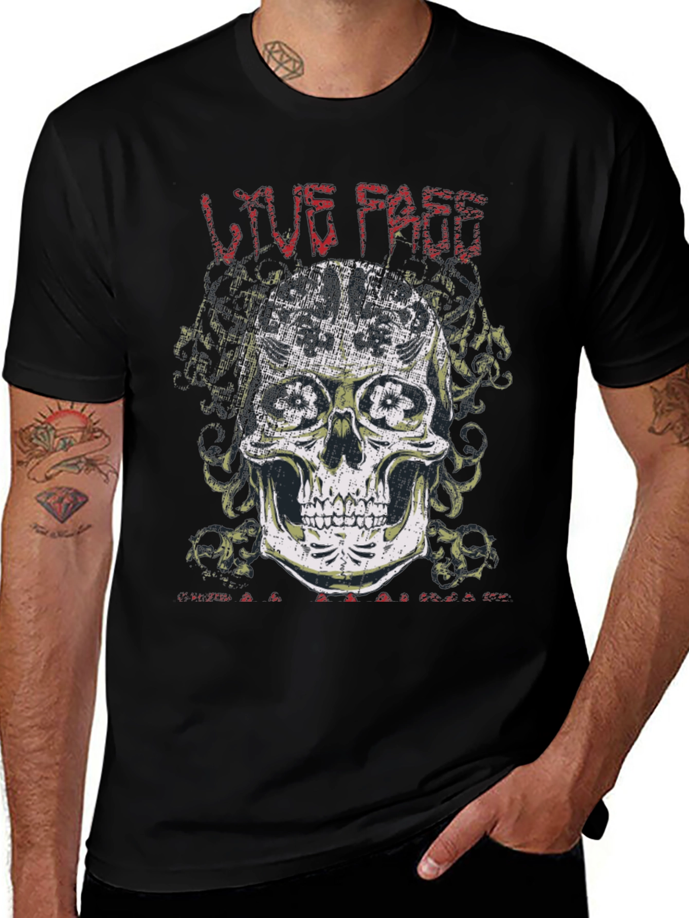 Variant 26 of Live Fast Skull Graphic T-Shirt
