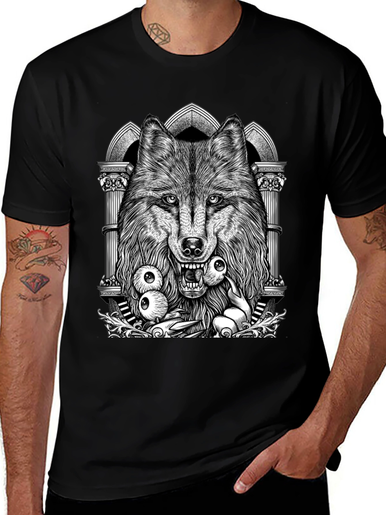 Variant 16 of Wolf Graphic Print Black T-Shirt