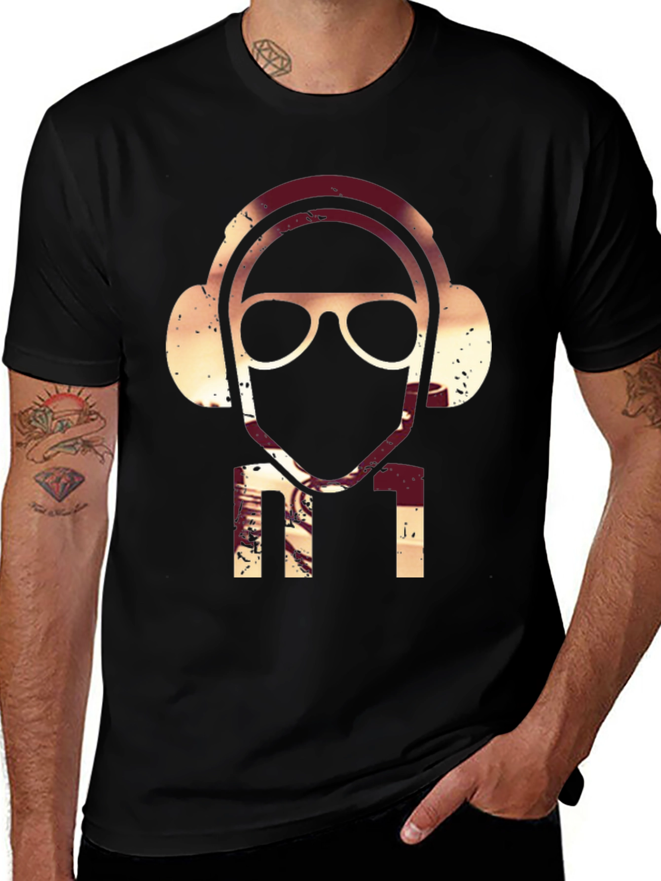 Cool DJ Graphic T-Shirt - Black Casual Tee