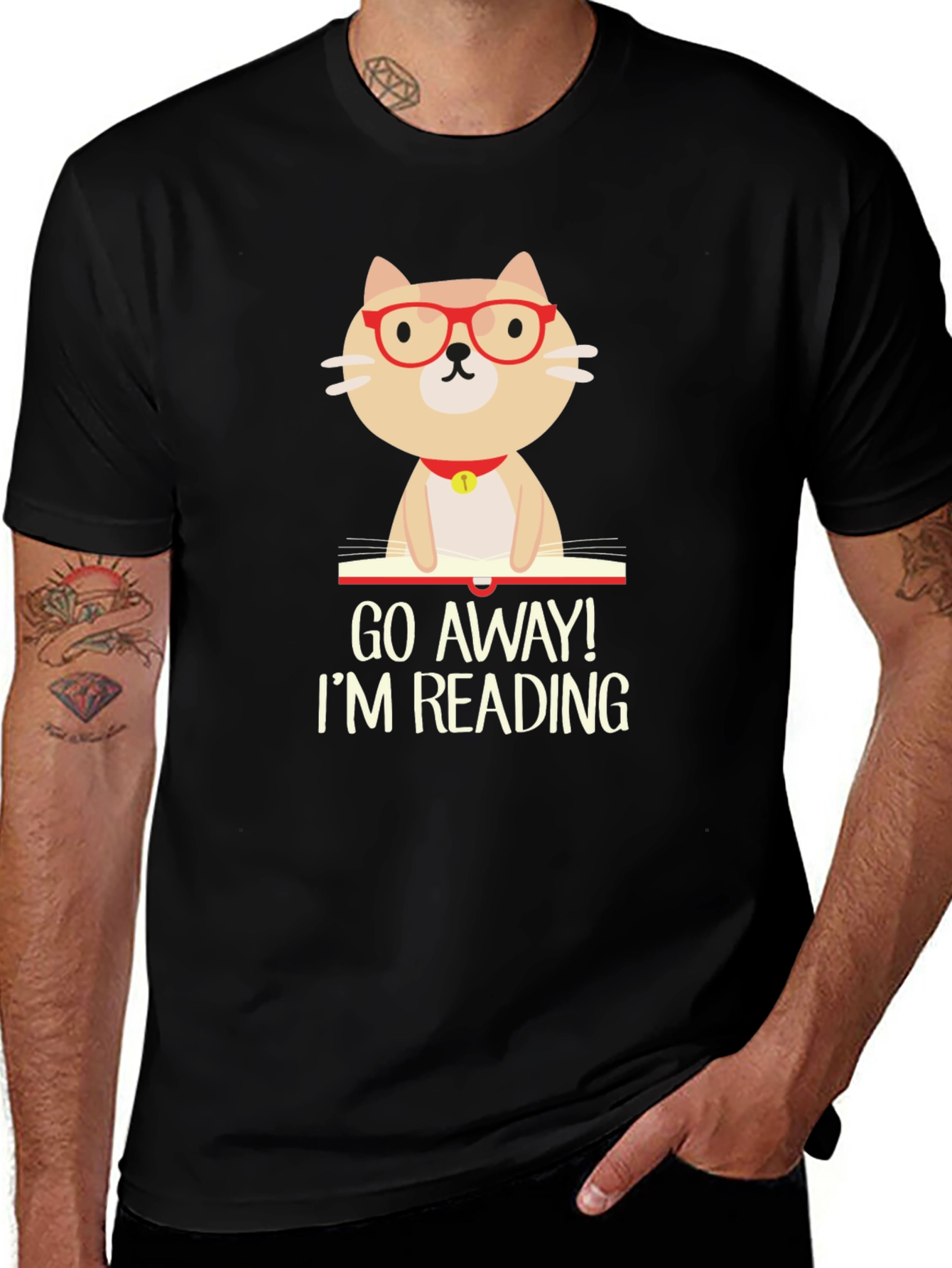 Variant 7 of Funny Reading Cat Graphic T-Shirt