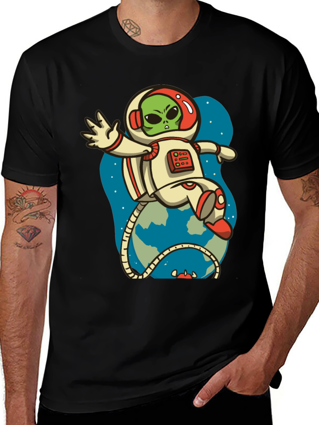 Variant 30 of Alien Astronaut Graphic Tee