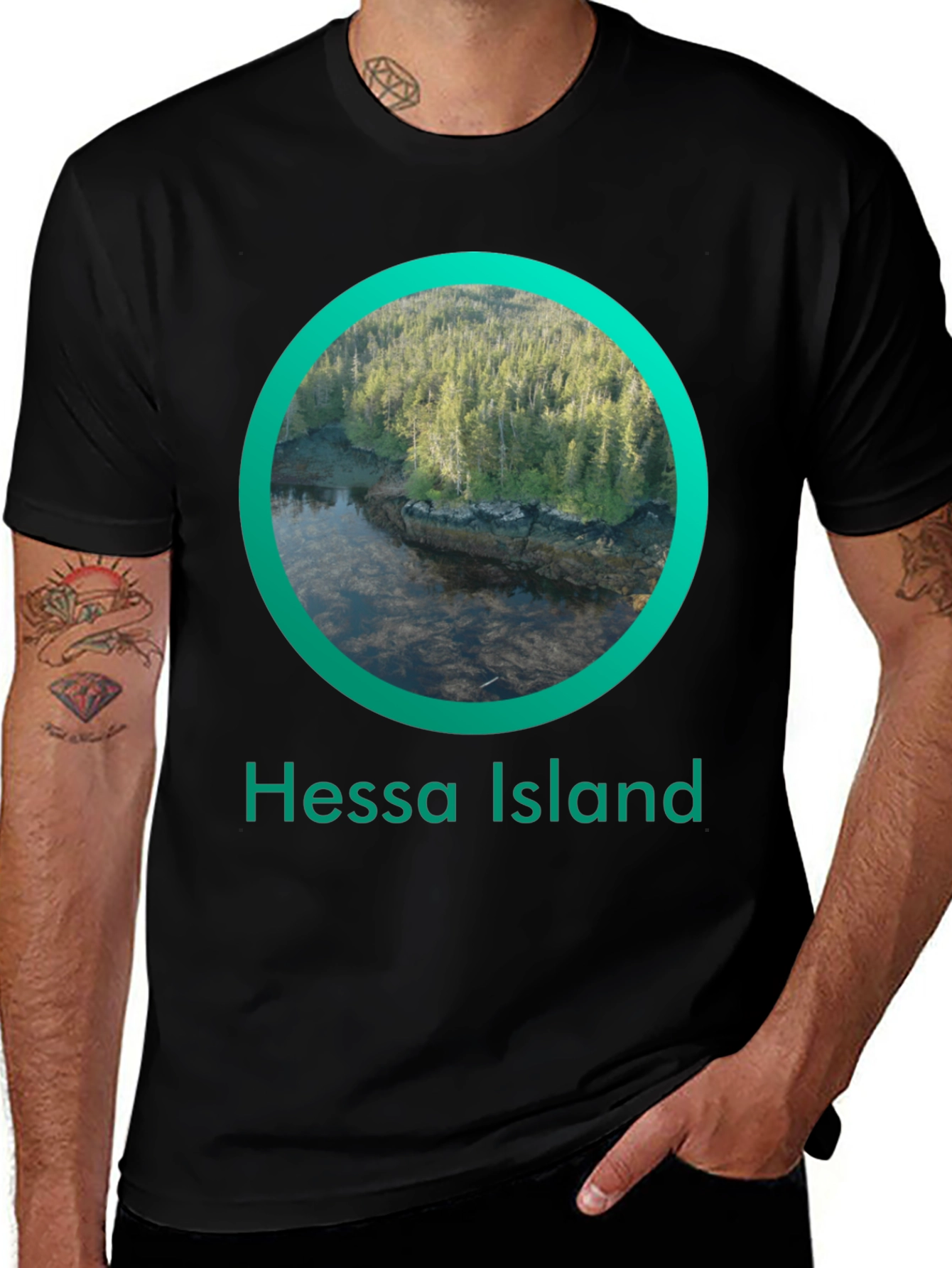 Hessa Island T-Shirt - Nature Circle Design
