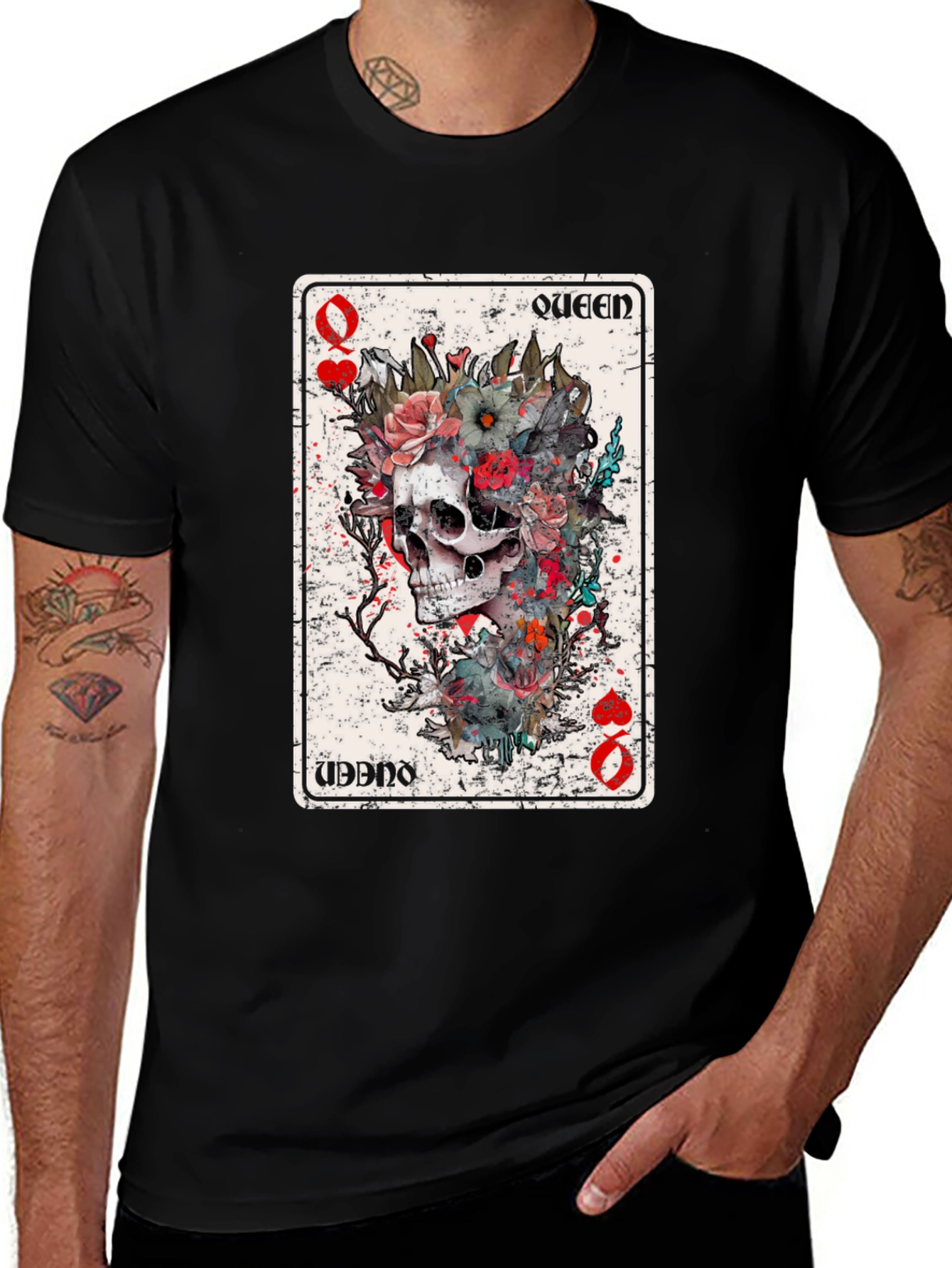 Variant 20 of Queen of Hearts Skull Graphic Tee