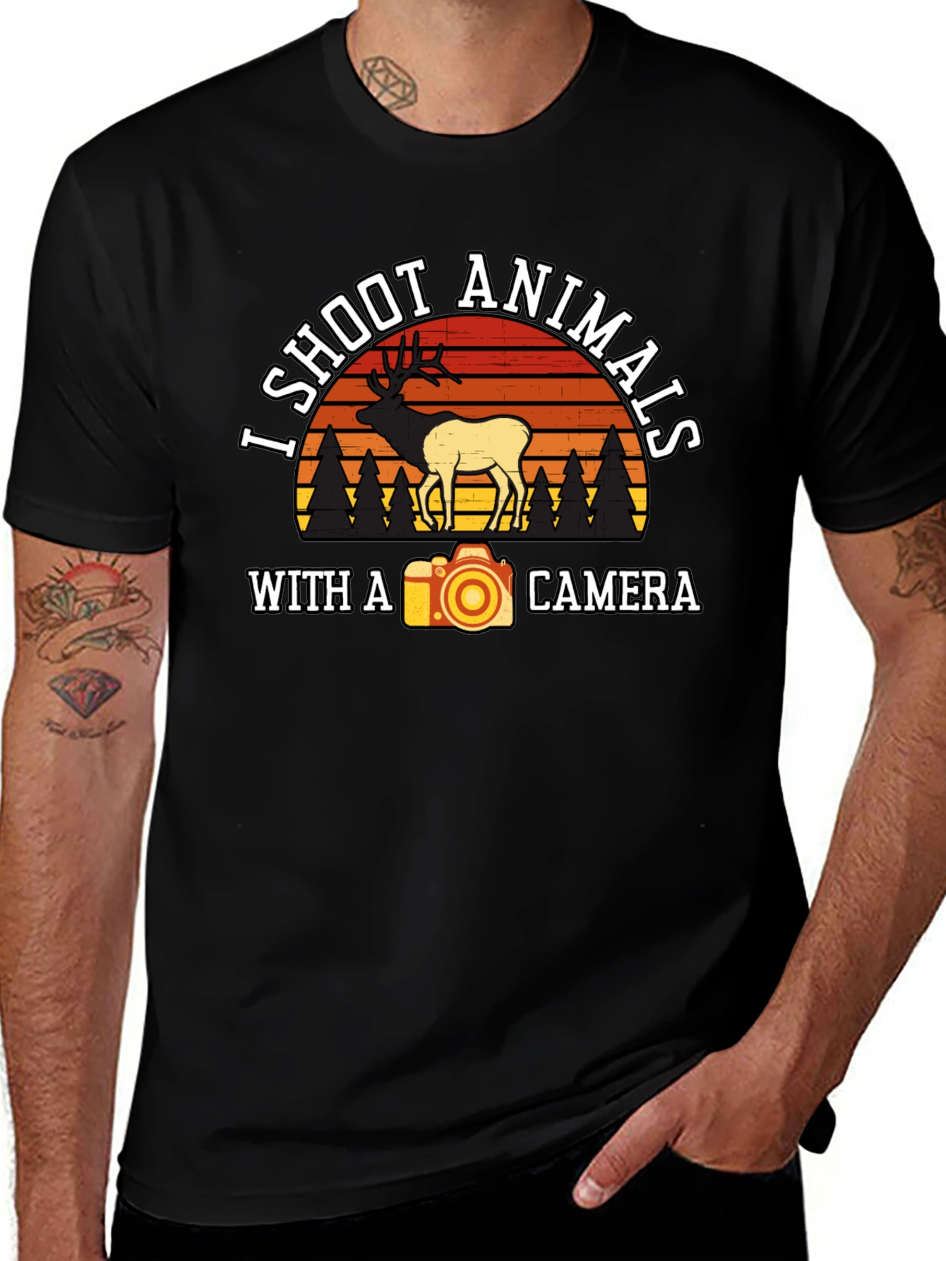 I Shoot Animals T-Shirt - Camera Photography Tee
