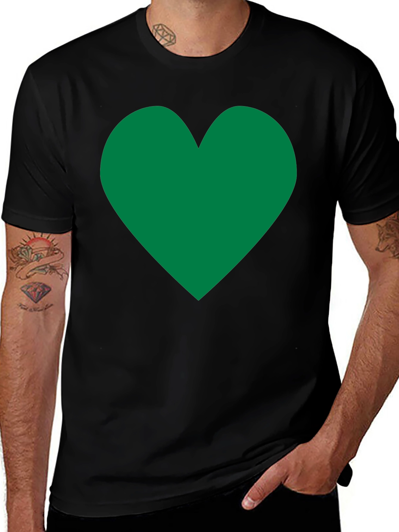 Variant 20 of Green Heart Graphic Black T-Shirt