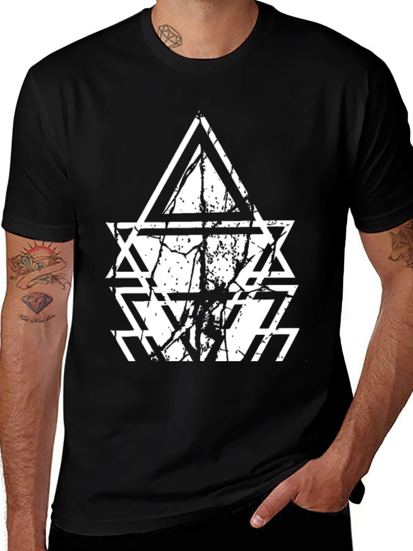 Variant 28 of Geometric Triangle Graphic Black T-Shirt