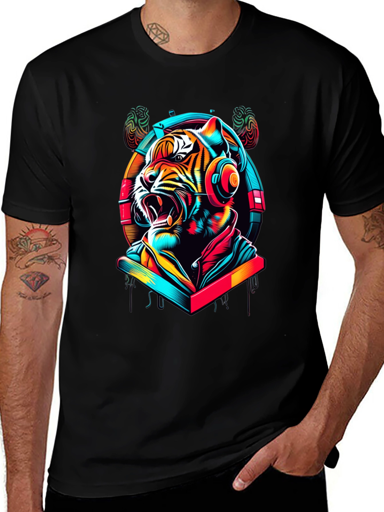 Variant 7 of Tiger DJ Graphic T-Shirt