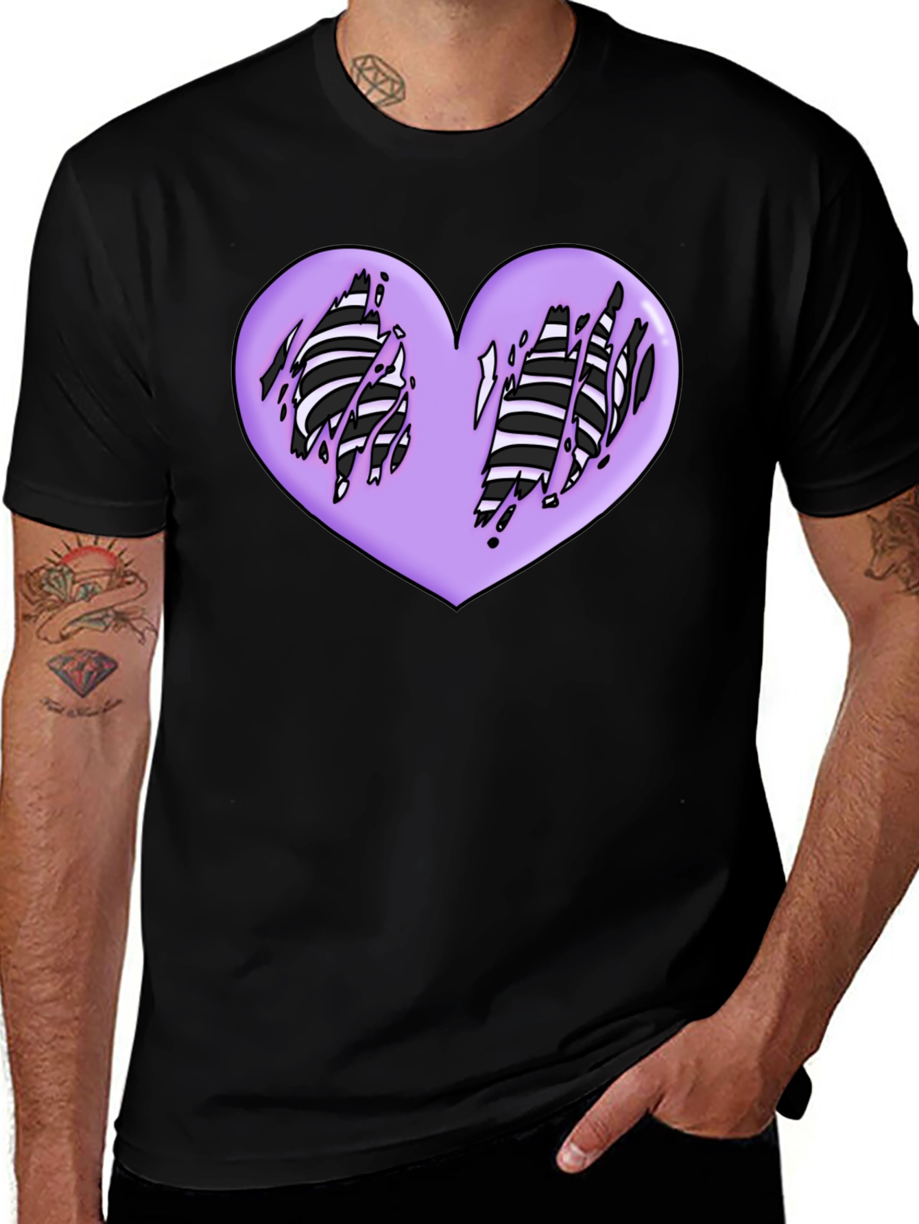 Variant 14 of Ripped Heart Graphic Black T-Shirt