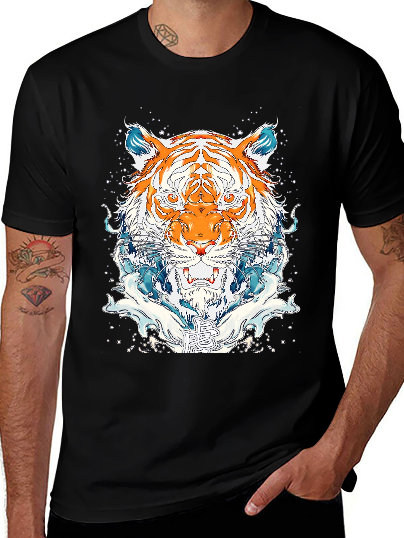 Variant 30 of Tiger Graphic Print Black T-Shirt