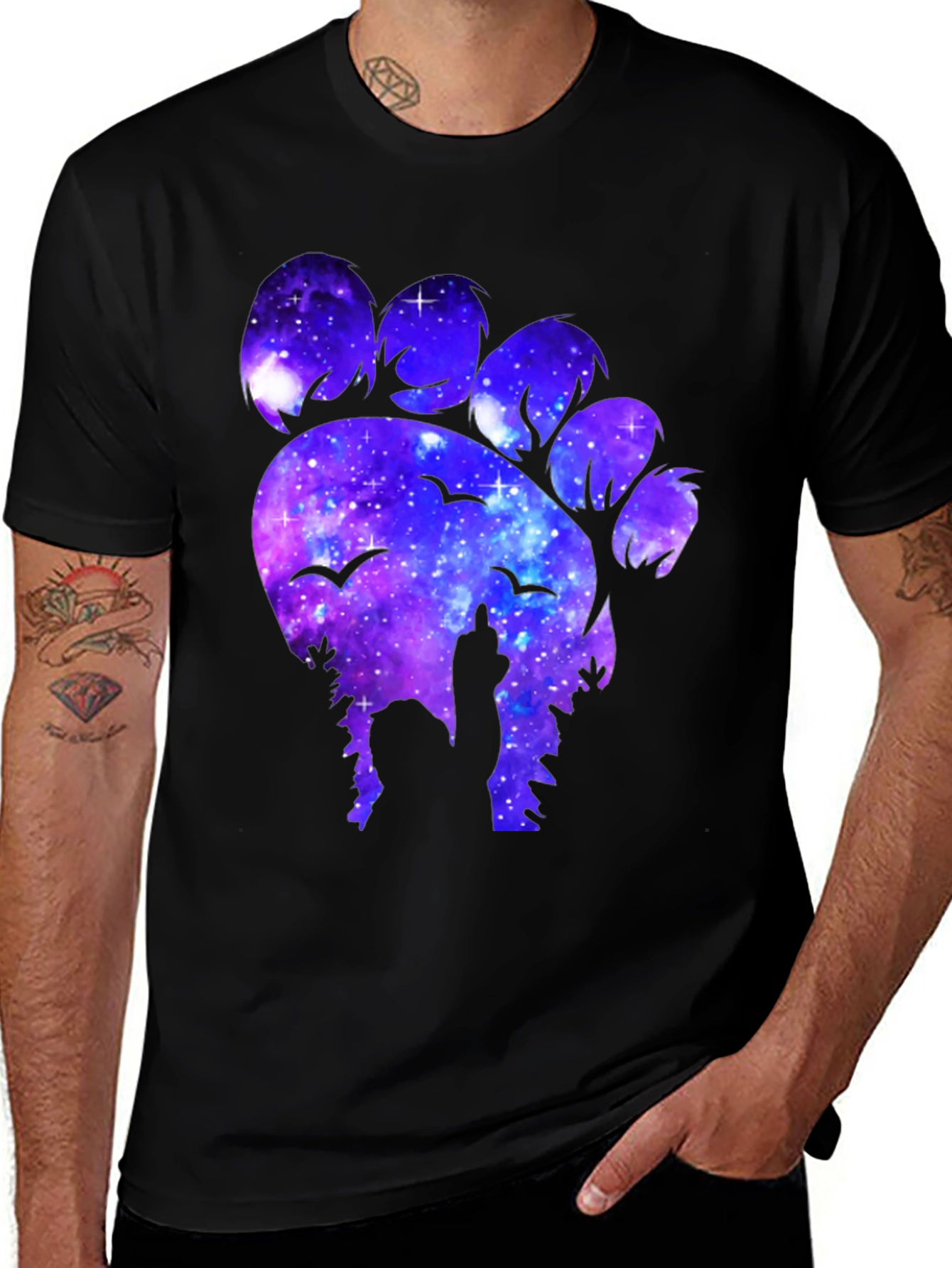 Variant 9 of Galaxy Paw Print Graphic T-Shirt
