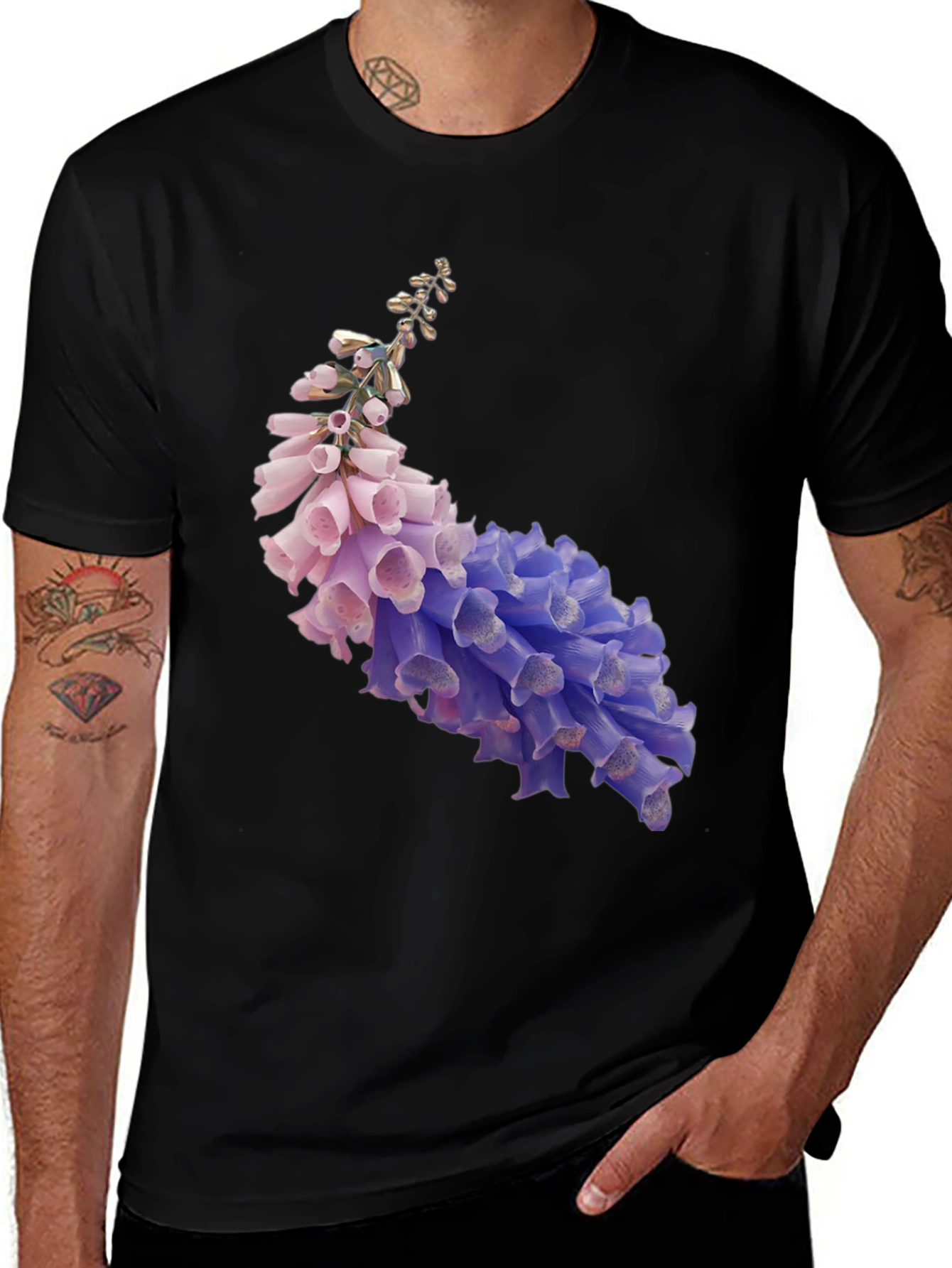 Variant 13 of Floral Print T-Shirt - Stylish Black Tee